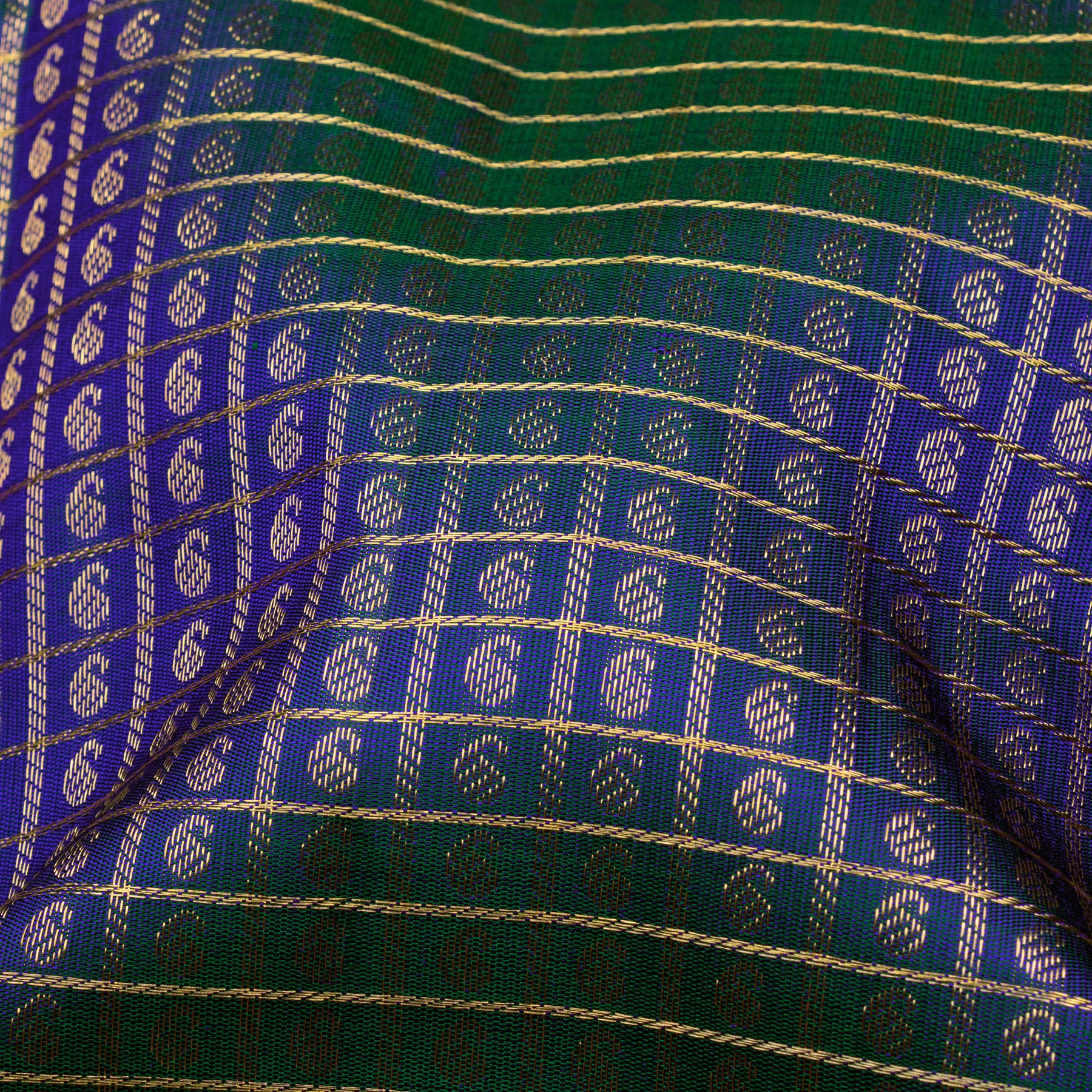 Kanakavalli Kanjivaram Silk Sari 25-615-HS001-09275 - Fabric View