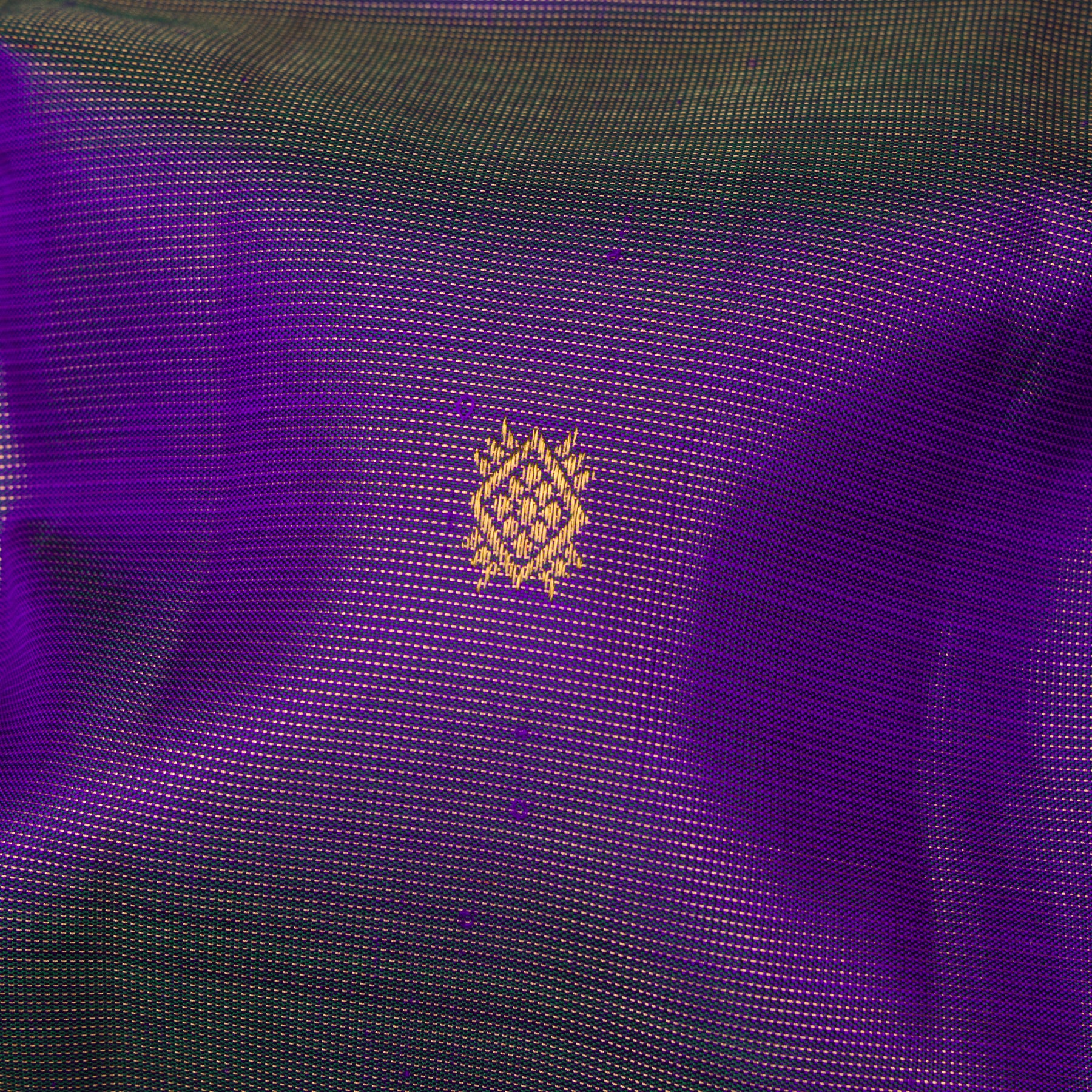 Kanakavalli Kanjivaram Silk Sari 25-615-HS001-09298 - Fabric View