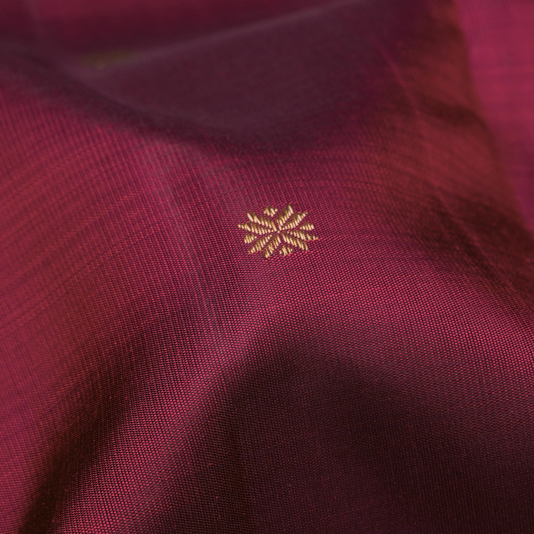 Kanakavalli Kanjivaram Silk Sari 25-615-HS001-10035 - Fabric View