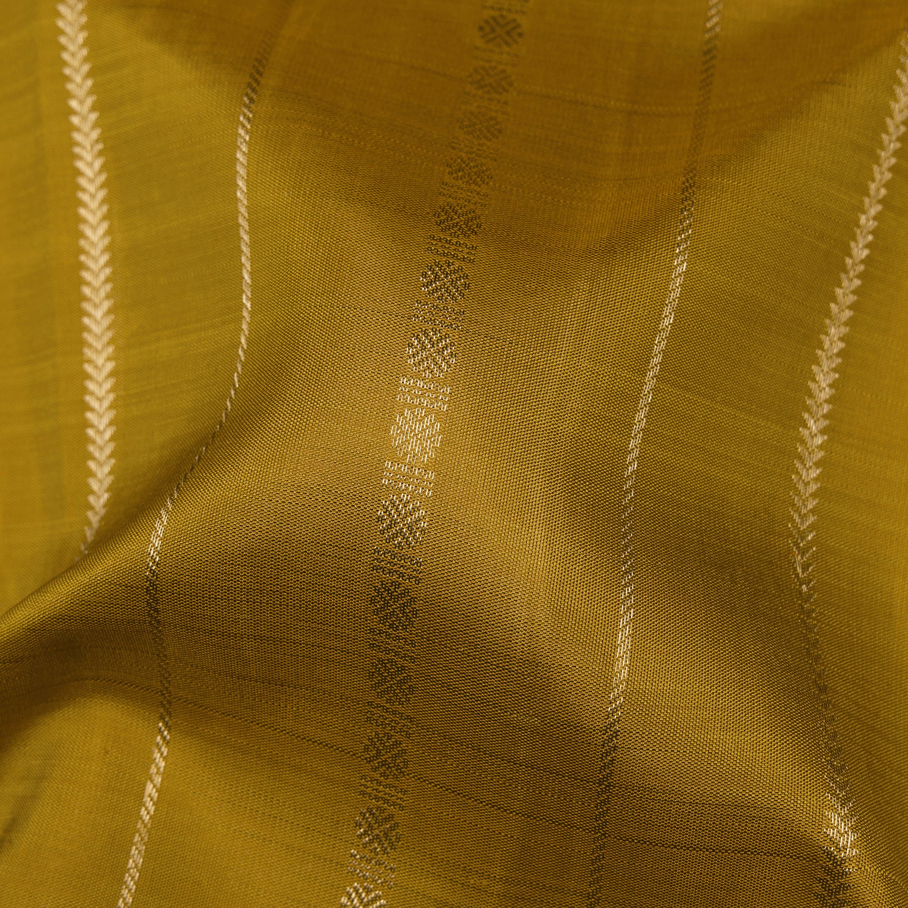 Kanakavalli Kanjivaram Silk Sari 25-615-HS001-10044