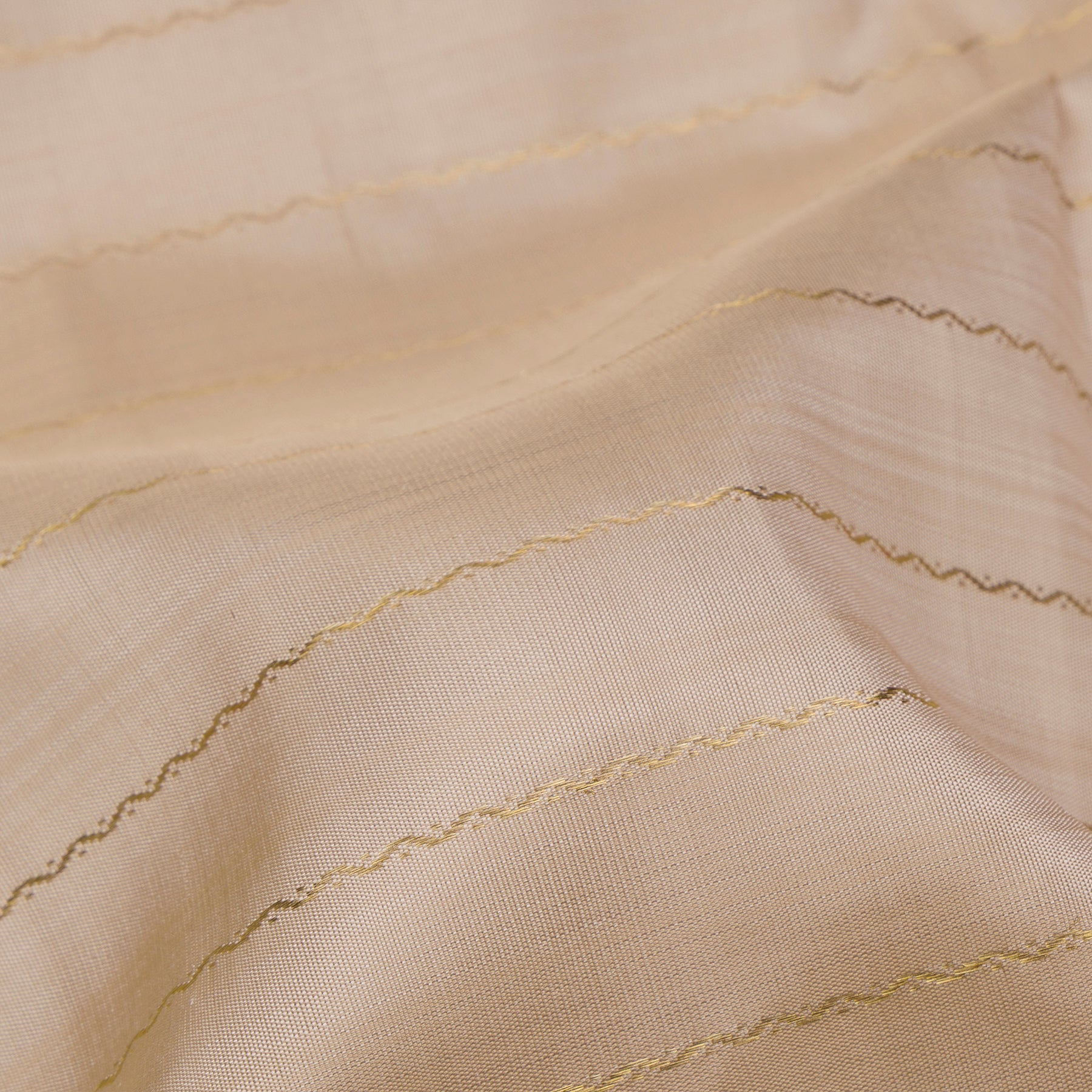 Kanakavalli Kanjivaram Silk Sari 26-040-HS001-00807 - Fabric View