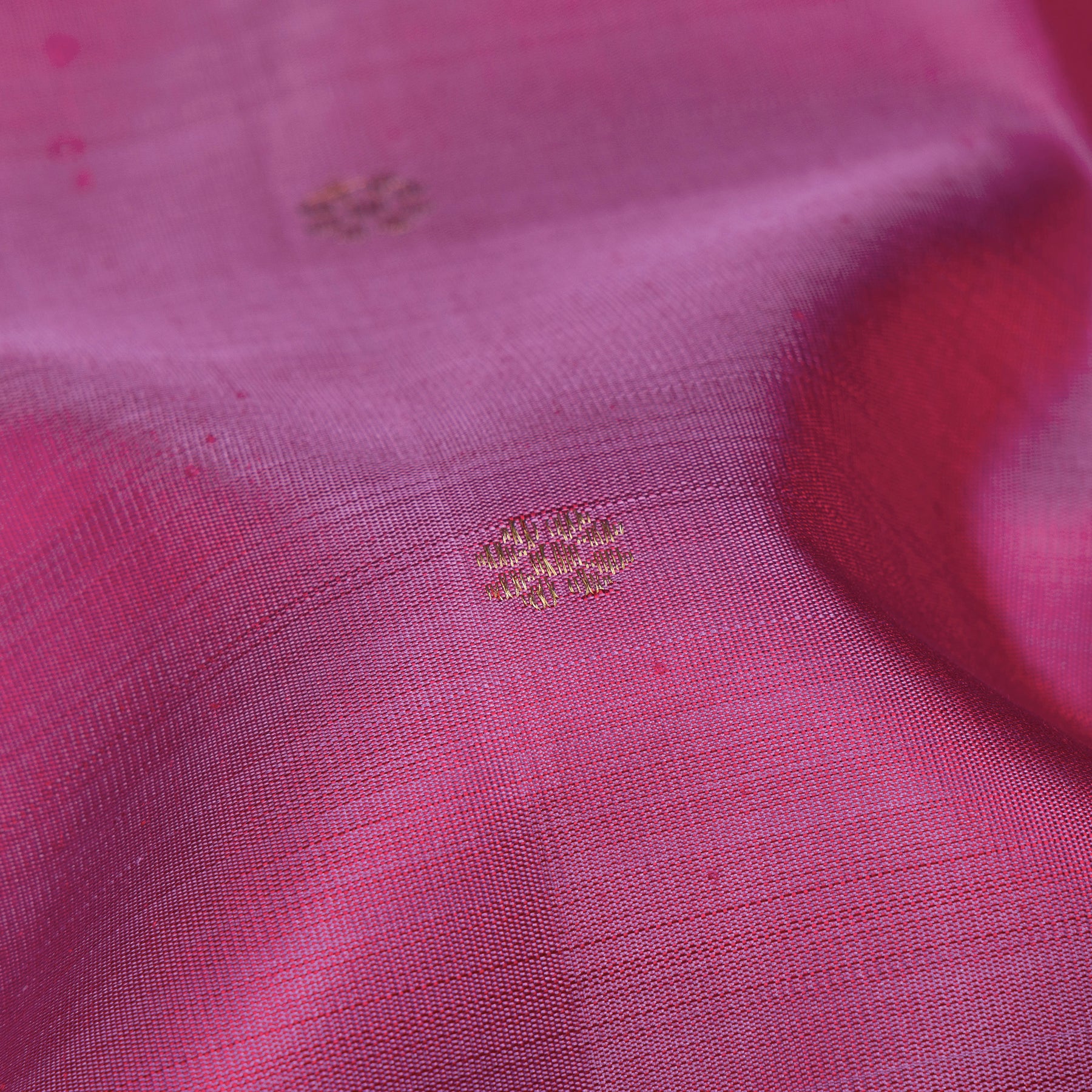 Kanakavalli Kanjivaram Silk Sari 26-040-HS001-00837 - Fabric View