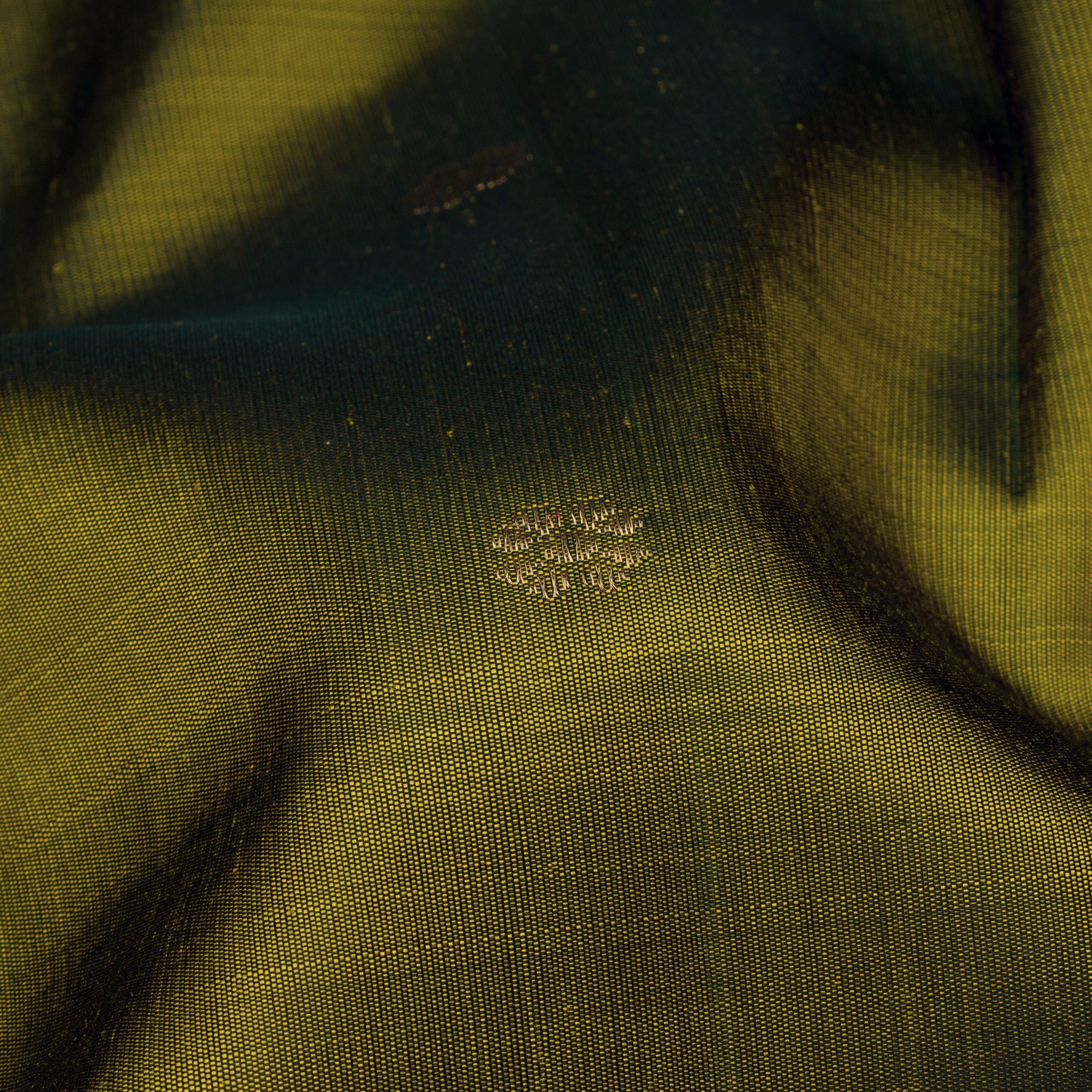 Kanakavalli Kanjivaram Silk Sari 26-040-HS001-02922 -Fabric View