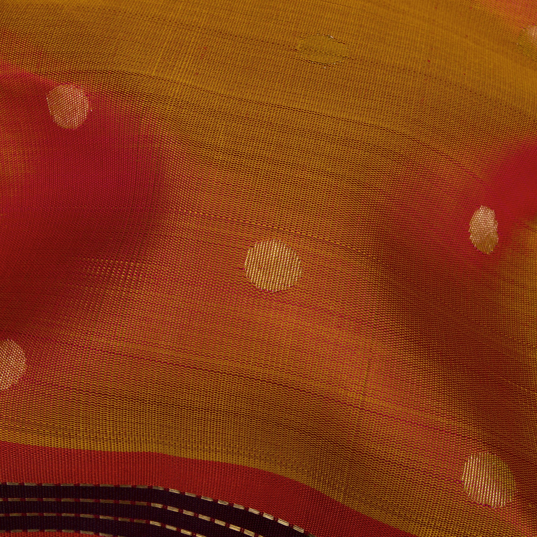 Kanakavalli Kanjivaram Silk Sari 26-041-HS001-00950 - Fabric View