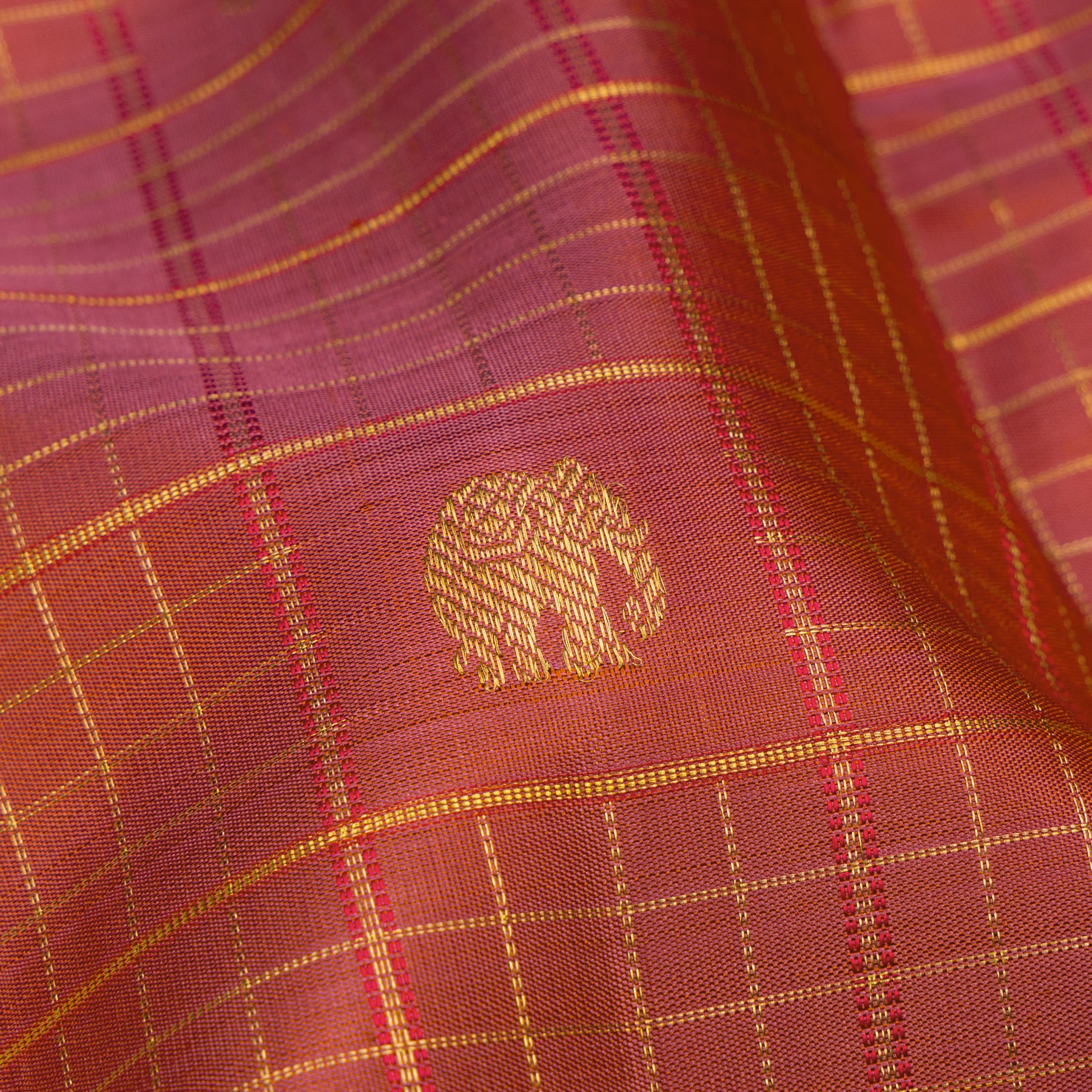 Kanakavalli Kanjivaram Silk Sari 26-041-HS001-00963 - Fabric View
