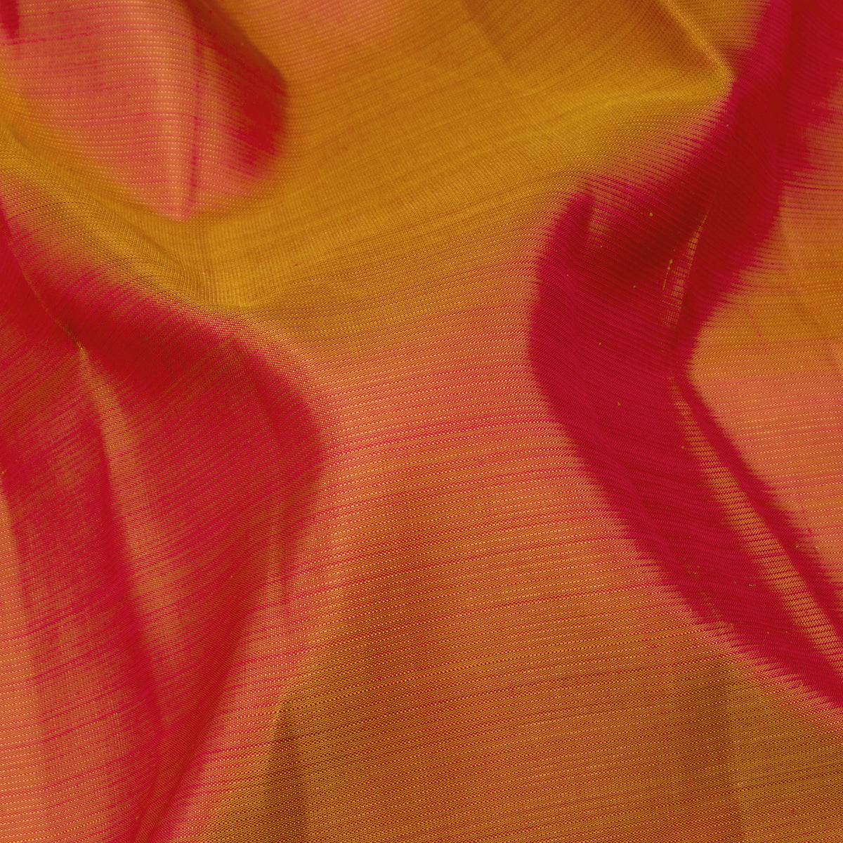 Kanakavalli Kanjivaram Silk Sari 26-041-HS001-01883 - Fabric View
