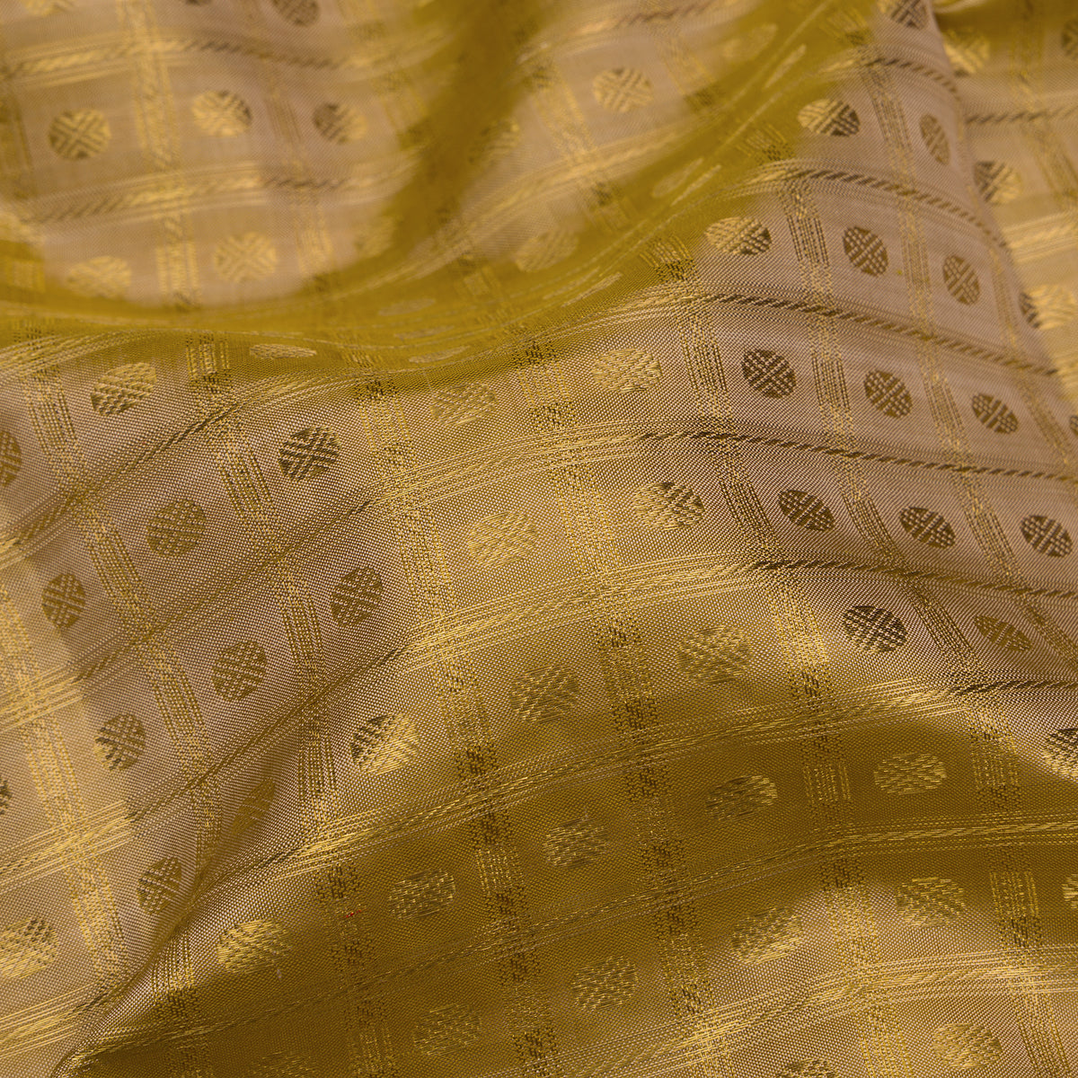 Kanakavalli Kanjivaram Silk Sari 26-041-HS001-04721 - Fabric View
