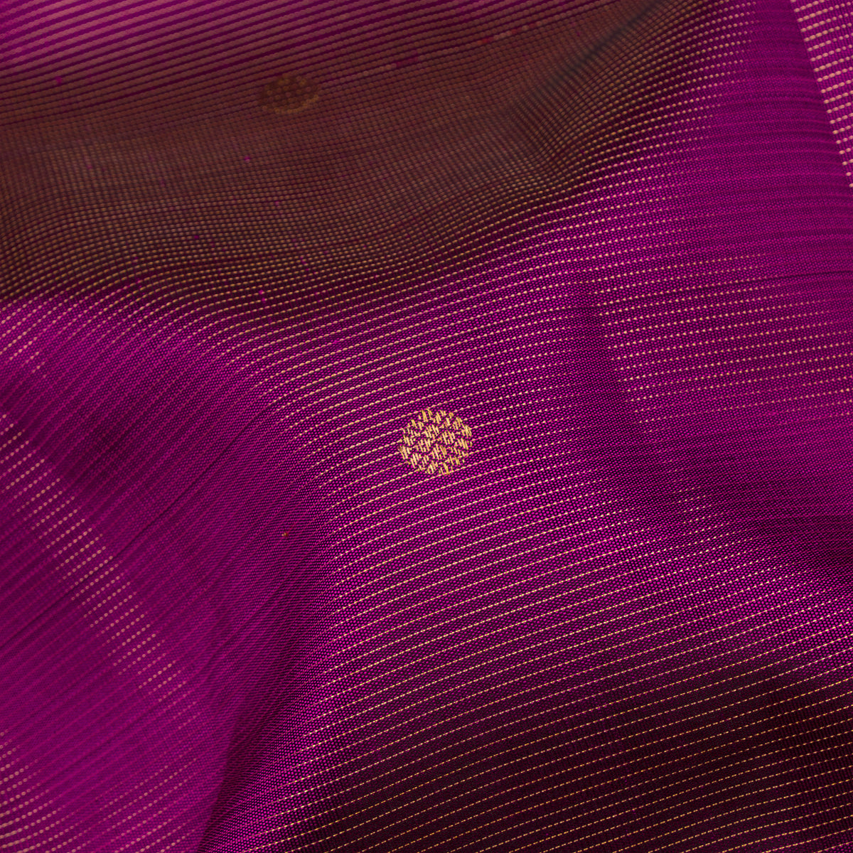 Kanakavalli Kanjivaram Silk Sari 26-109-HS001-04247 - Fabric View