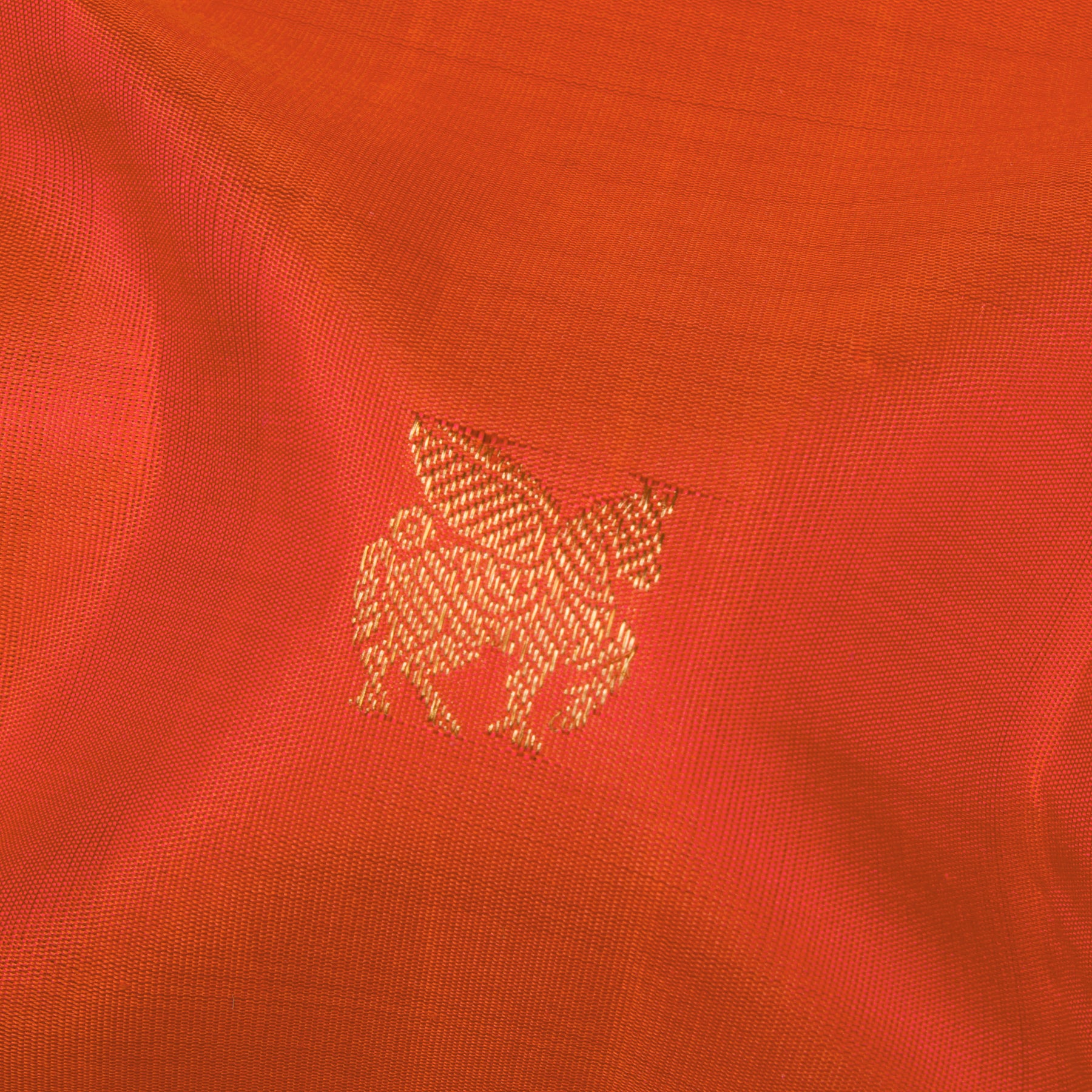 Kanakavalli Kanjivaram Silk Sari 26-110-HS001-00667 - Fabric View