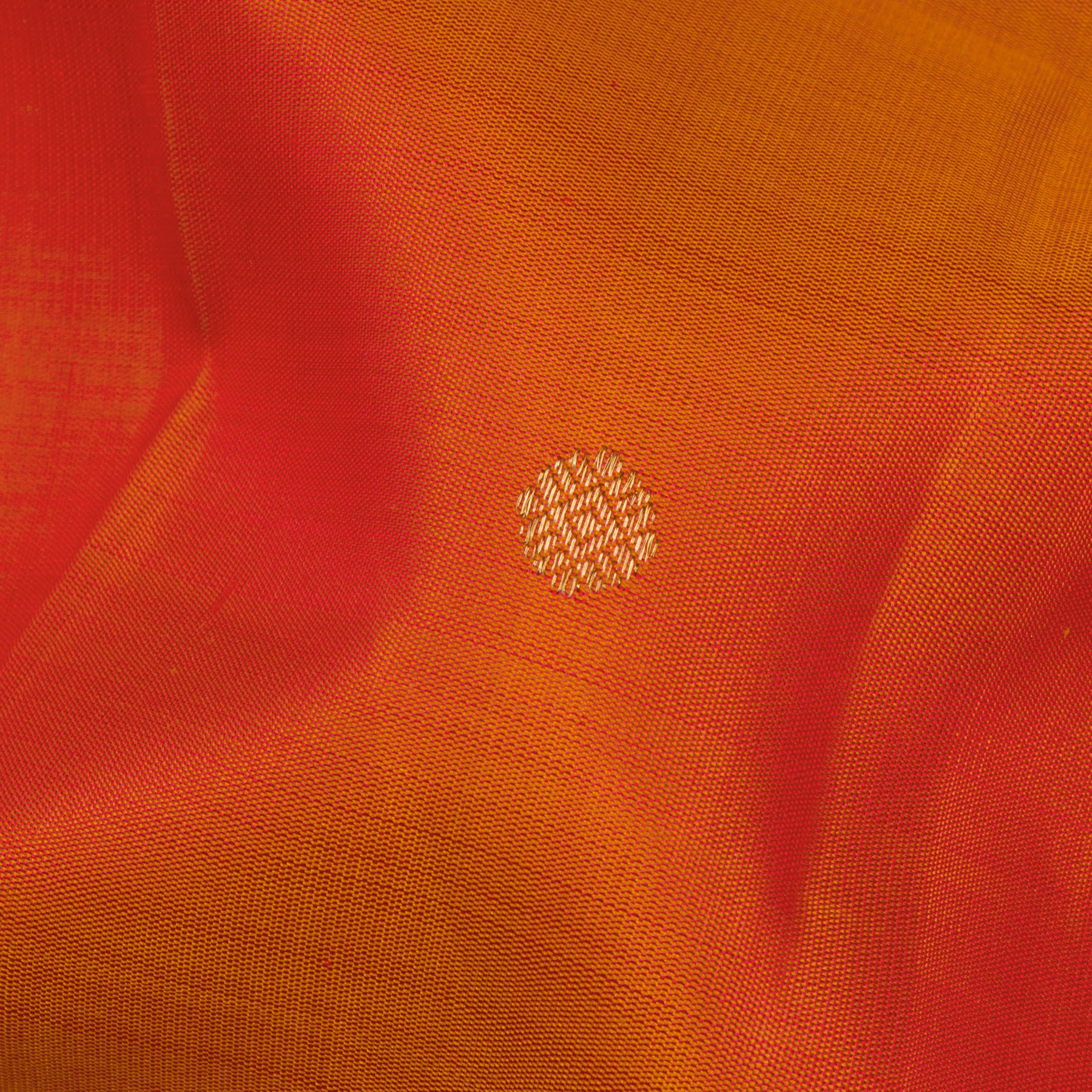 Kanakavalli Kanjivaram Silk Sari 26-110-HS001-01619 - Fabric View