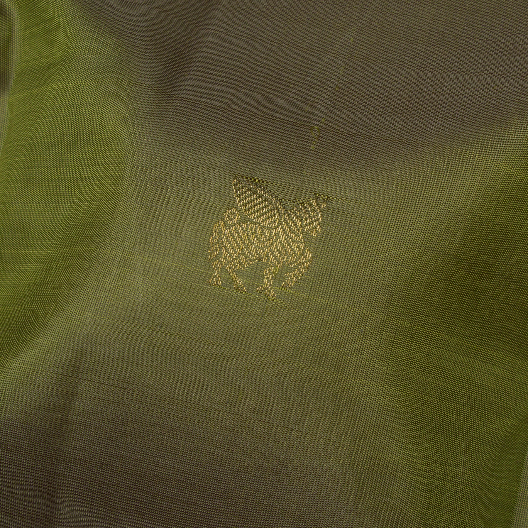 Kanakavalli Kanjivaram Silk Sari 26-110-HS001-01705 - Fabric View