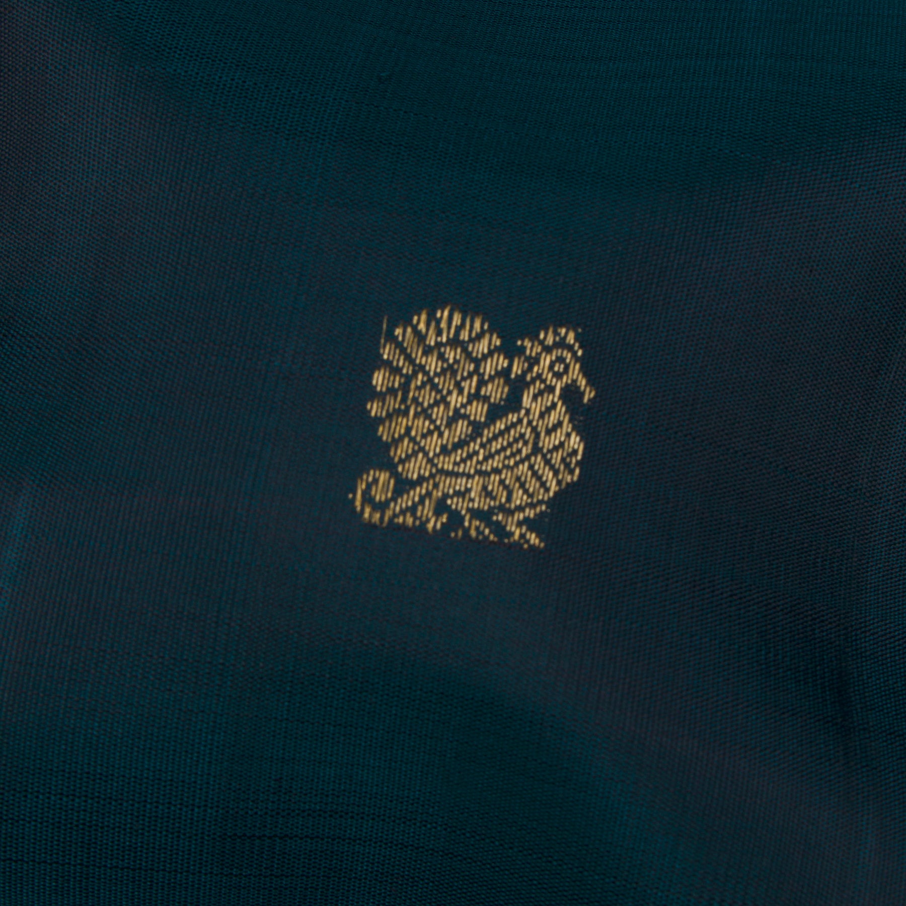 Kanakavalli Kanjivaram Silk Sari 26-110-HS001-01712 - Fabric View