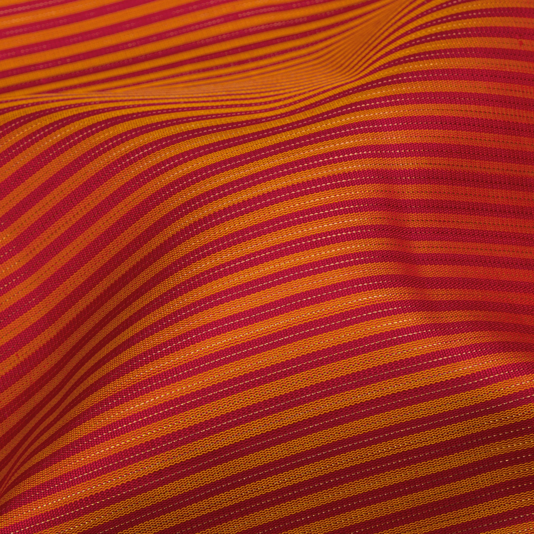 Kanakavalli Kanjivaram Silk Sari 26-110-HS001-01728 - Fabric View