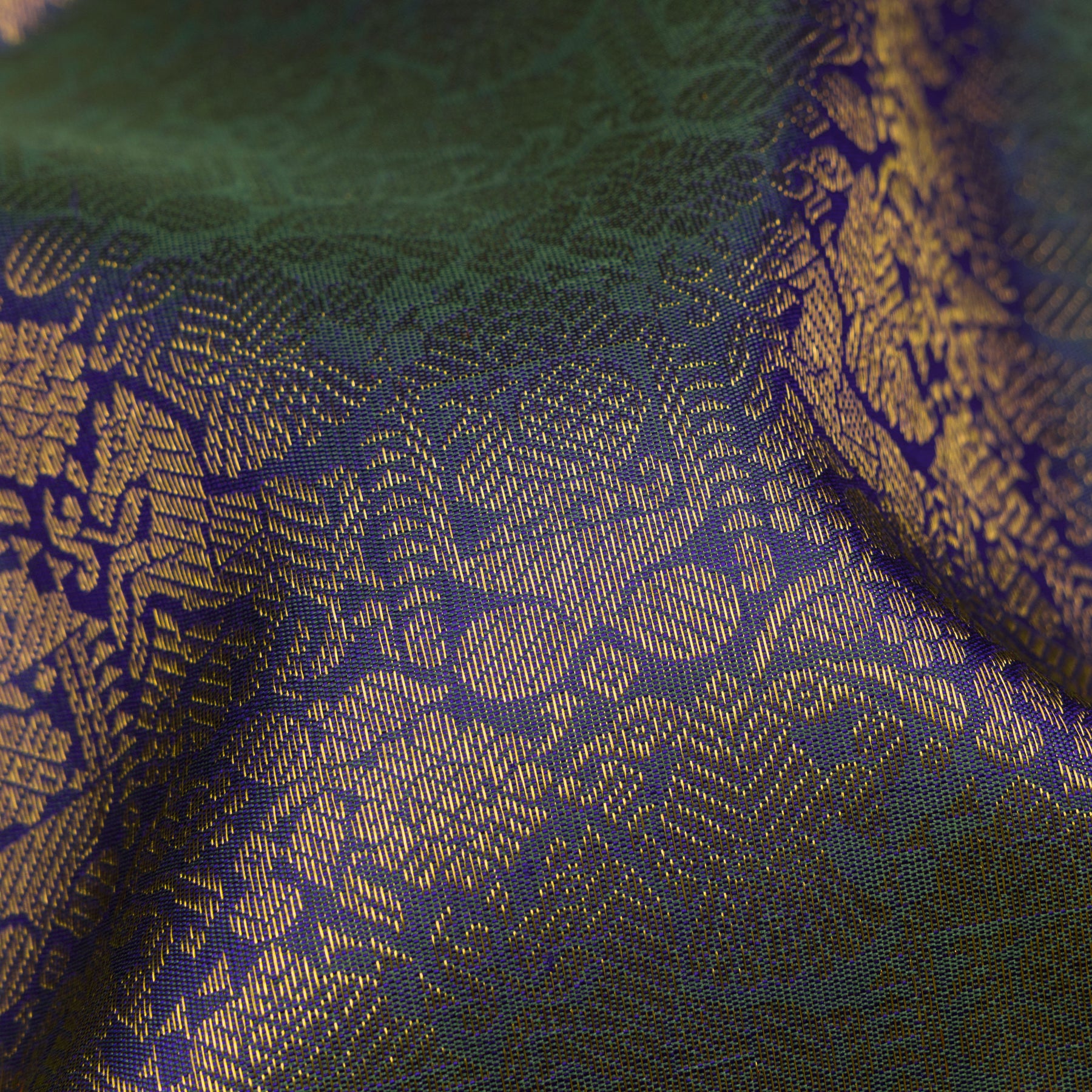 Kanakavalli Kanjivaram Silk Sari 26-110-HS001-02205 - Fabric View