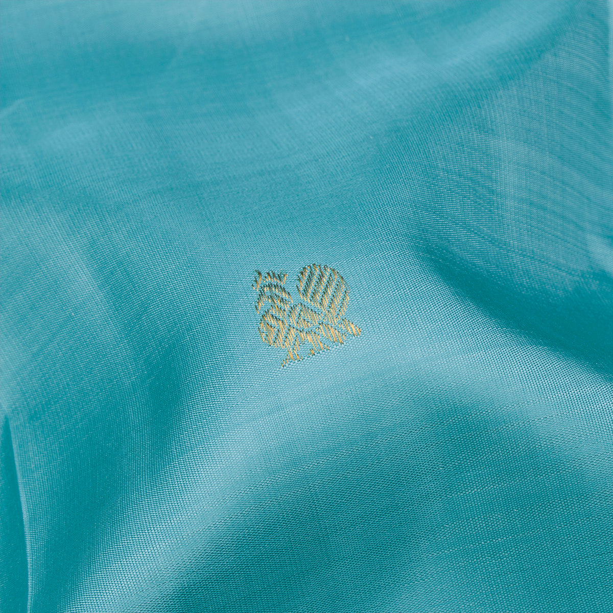 Kanakavalli Kanjivaram Silk Sari 26-110-HS001-02267 - Fabric View