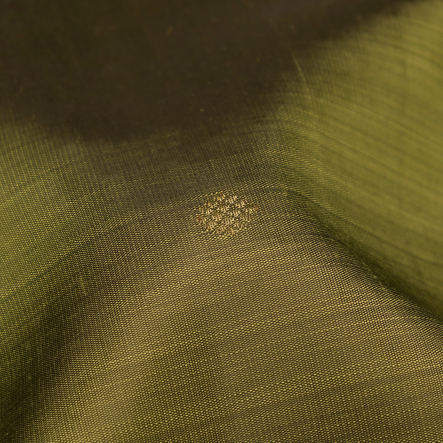 Kanakavalli Kanjivaram Silk Sari 26-110-HS001-02276 - Fabric View
