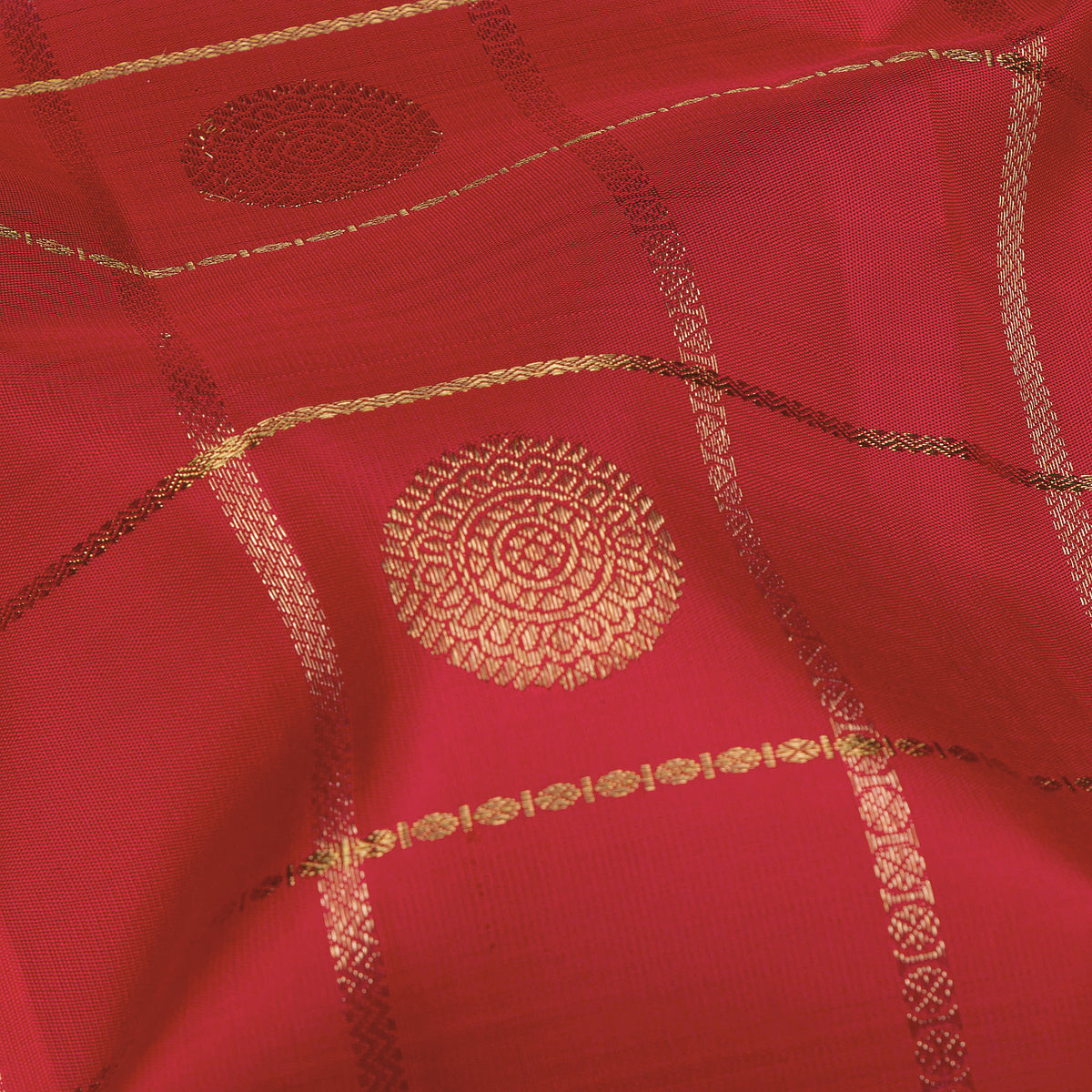 Kanakavalli Kanjivaram Silk Sari 26-110-HS001-02287 - Fabric View