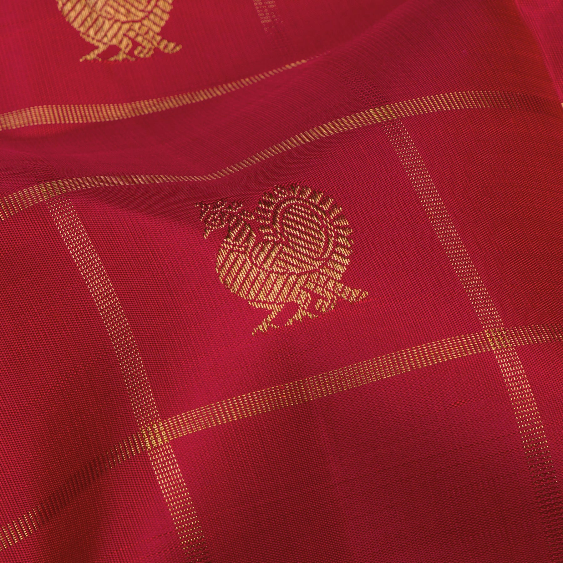 Kanakavalli Kanjivaram Silk Sari 26-110-HS001-02289 - Fabric View