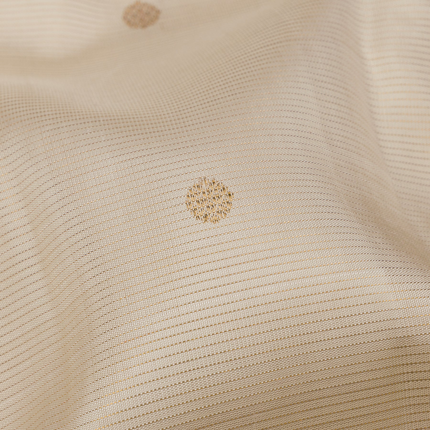 Kanakavalli Kanjivaram Silk Sari 26-110-HS001-02296 - Fabric View