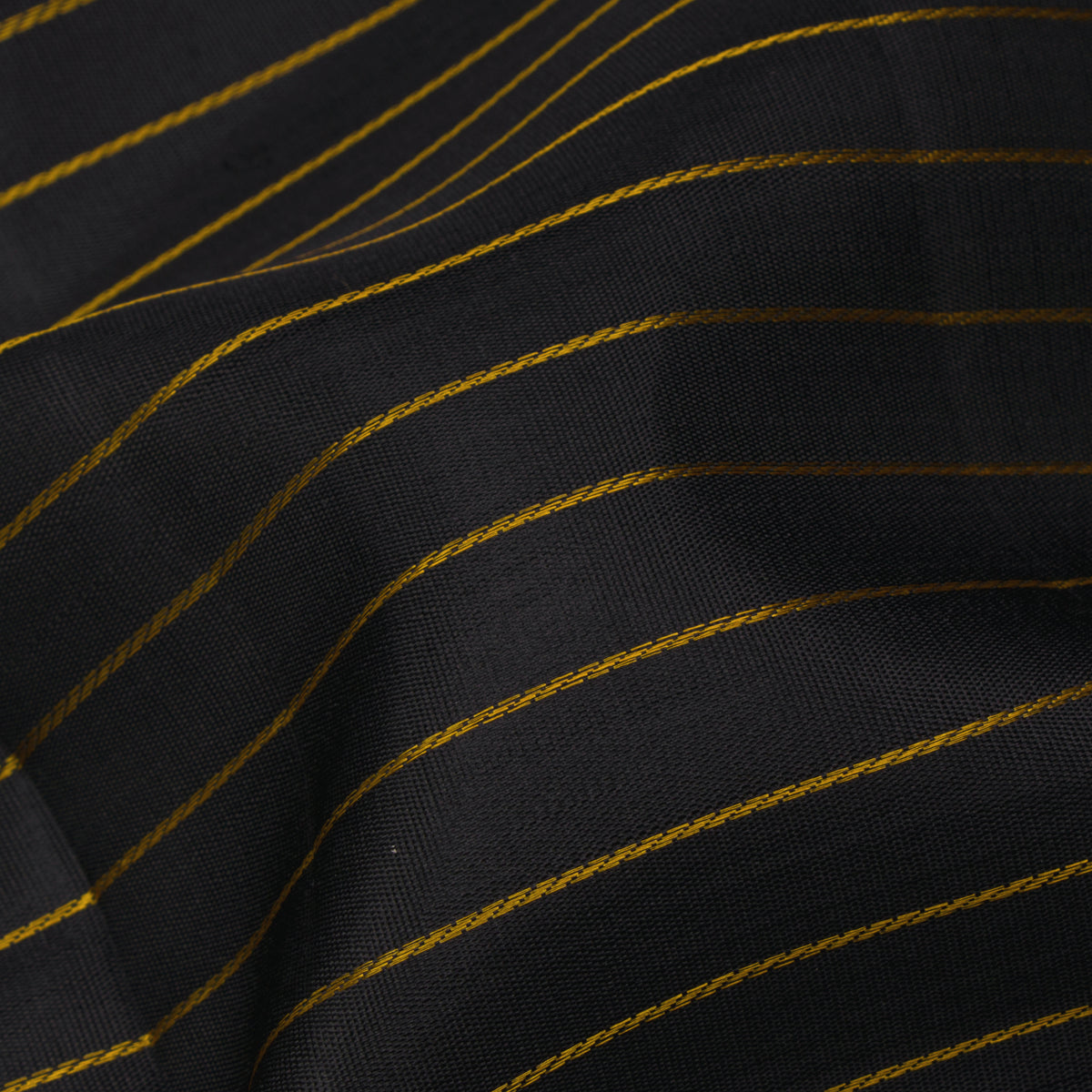 Kanakavalli Kanjivaram Silk Sari 26-110-HS001-02329 - Fabric View