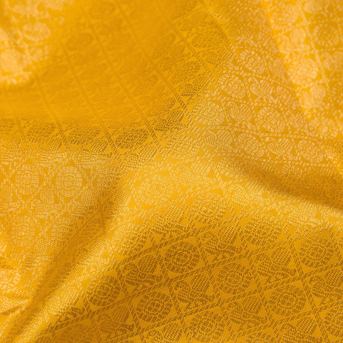 Kanakavalli Kanjivaram Silk Sari 26-110-HS001-03505