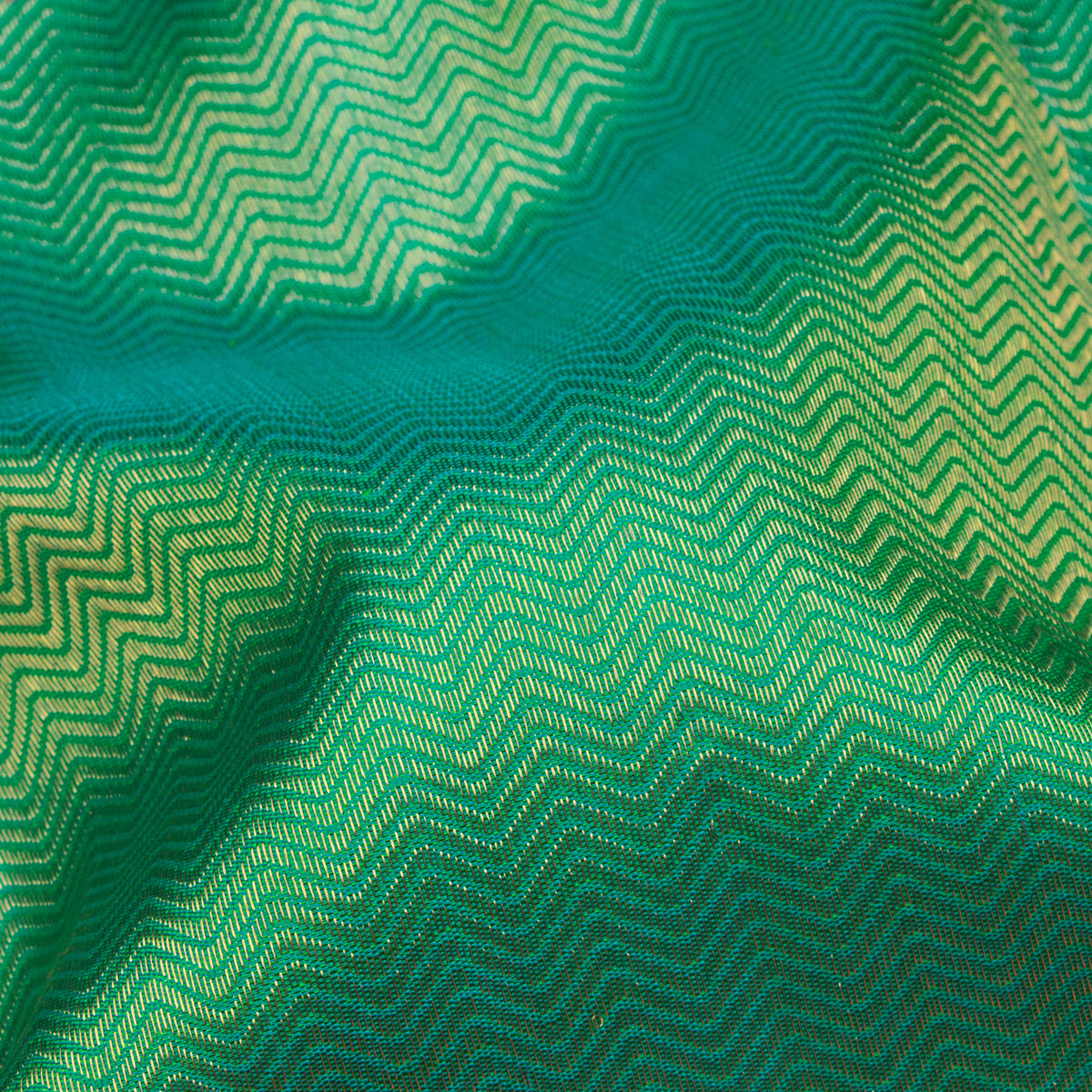 Kanakavalli Kanjivaram Silk Sari 26-110-HS001-03510 - Fabric View