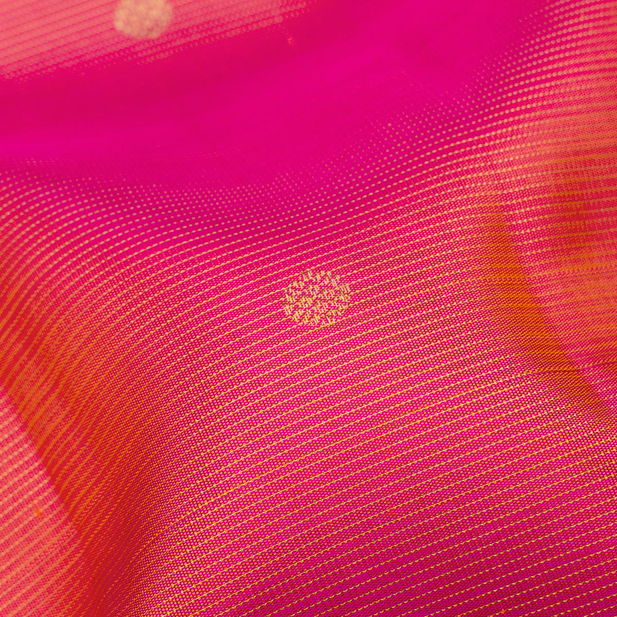 Kanakavalli Kanjivaram Silk Sari 26-110-HS001-03529 - Fabric View