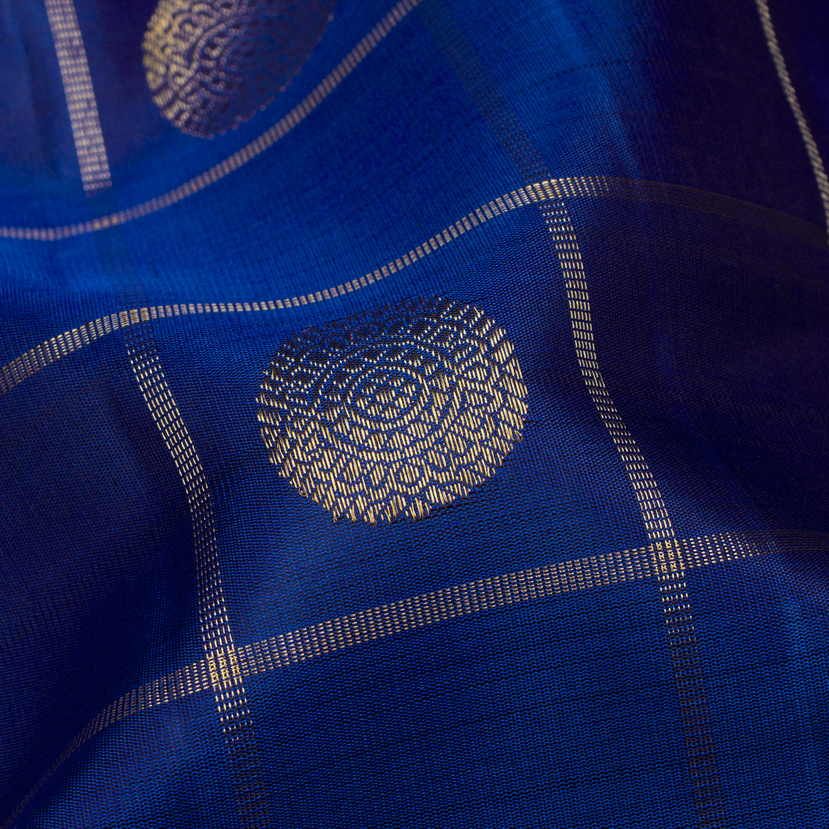 Kanakavalli Kanjivaram Silk Sari 26-110-HS001-03551 - Fabric View