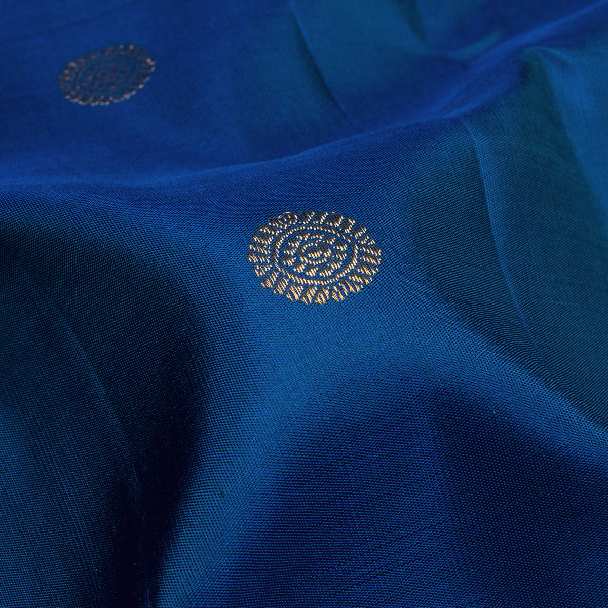 Kanakavalli Kanjivaram Silk Sari 26-110-HS001-03616 - Fabric View