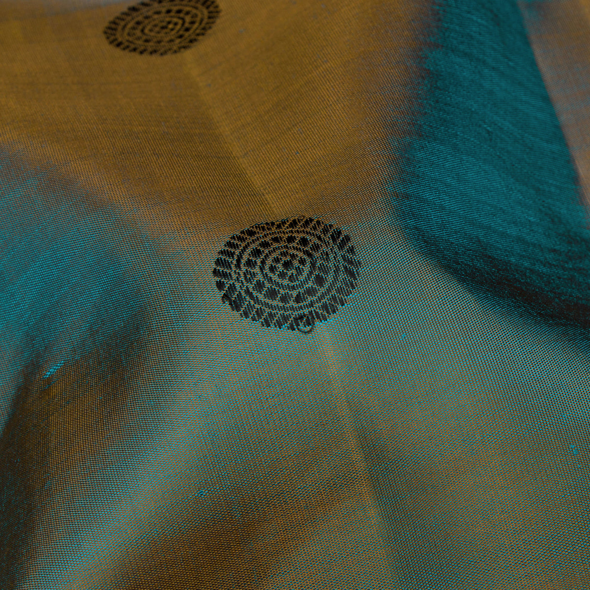 Kanakavalli Kanjivaram Silk Sari 26-110-HS001-03618