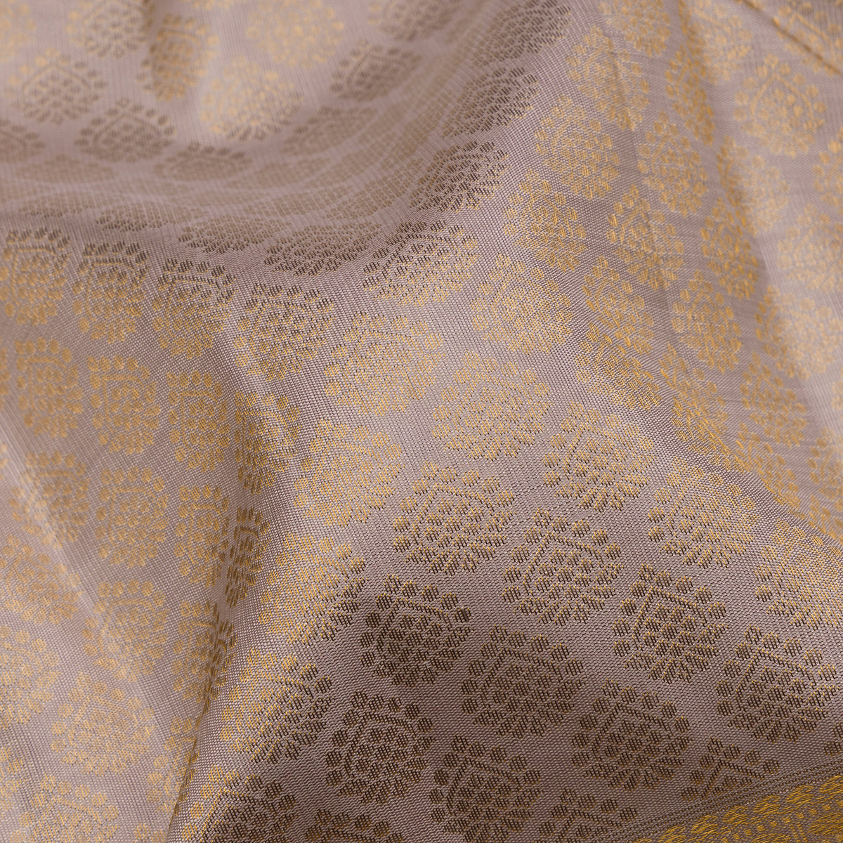Kanakavalli Kanjivaram Silk Sari 26-110-HS001-04158 - Fabric View