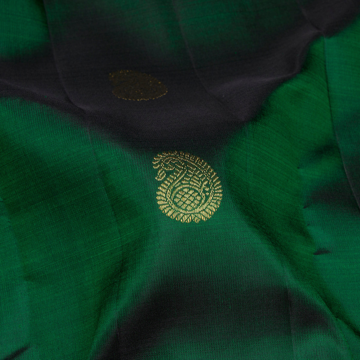 Kanakavalli Kanjivaram Silk Sari 26-110-HS001-04183 - Fabric View