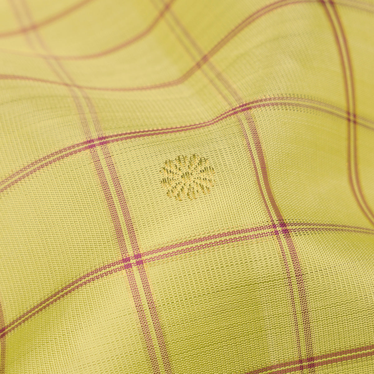 Kanakavalli Kanjivaram Silk Sari 26-595-HS001-00502 - Fabric View