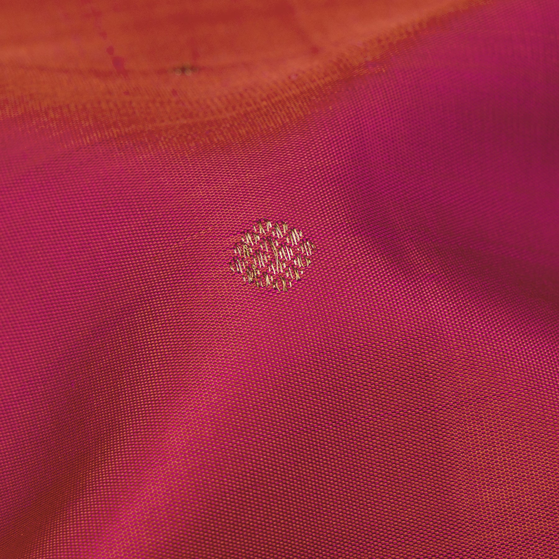 Kanakavalli Kanjivaram Silk Sari 26-595-HS001-01017 - Fabric View