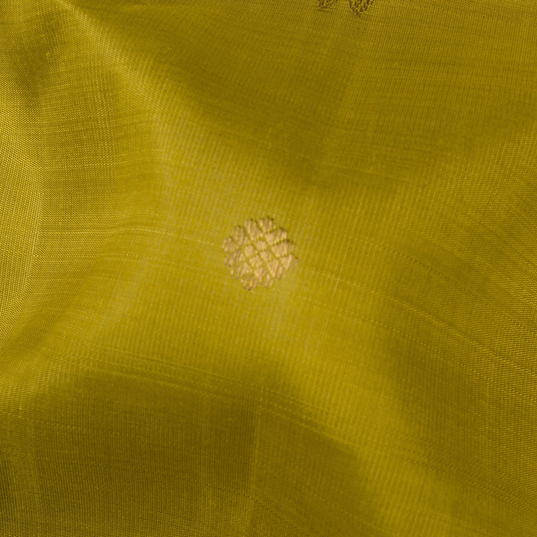 Kanakavalli Kanjivaram Silk Sari 26-595-HS001-01033 - Fabric View
