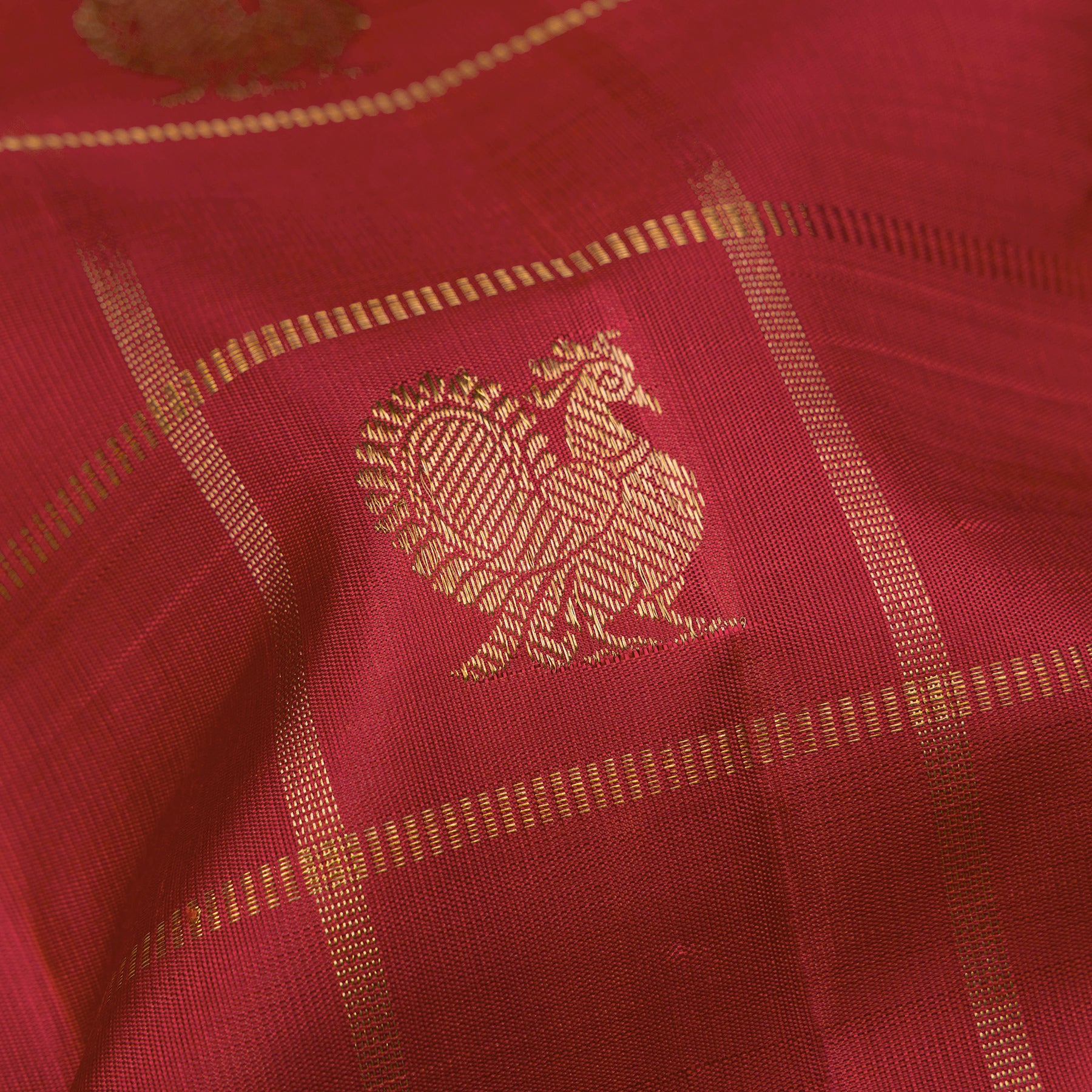 Kanakavalli Kanjivaram Silk Sari 26-595-HS001-02128 - Fabric View