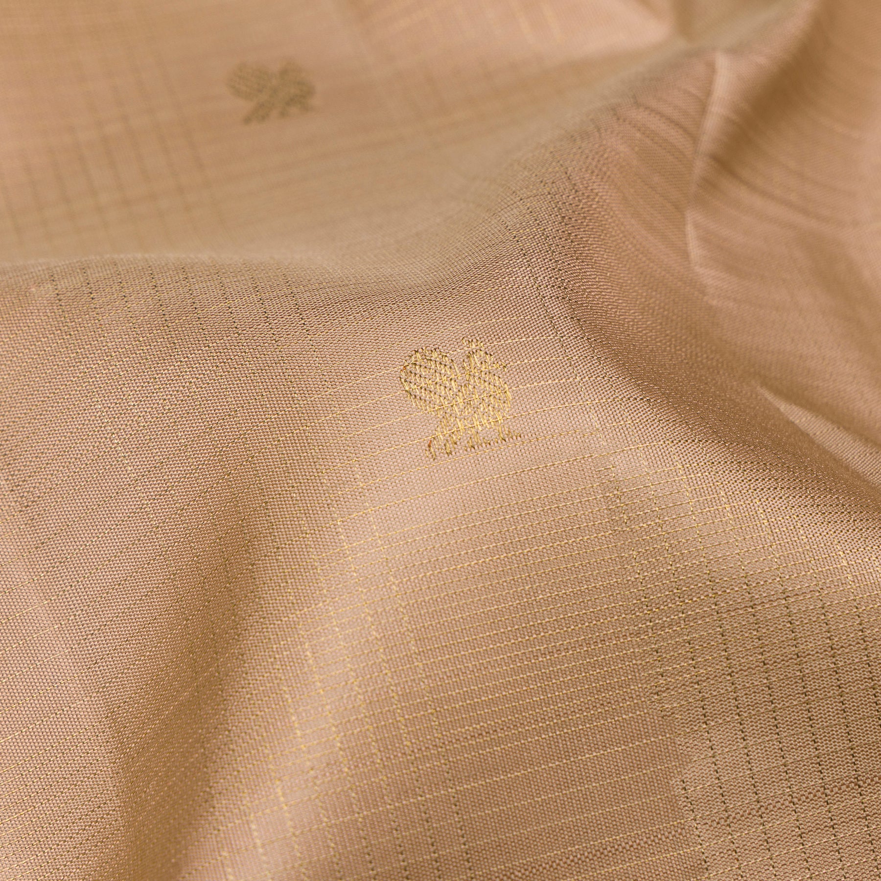 Kanakavalli Kanjivaram Silk Sari 26-595-HS001-02140 - Fabric View