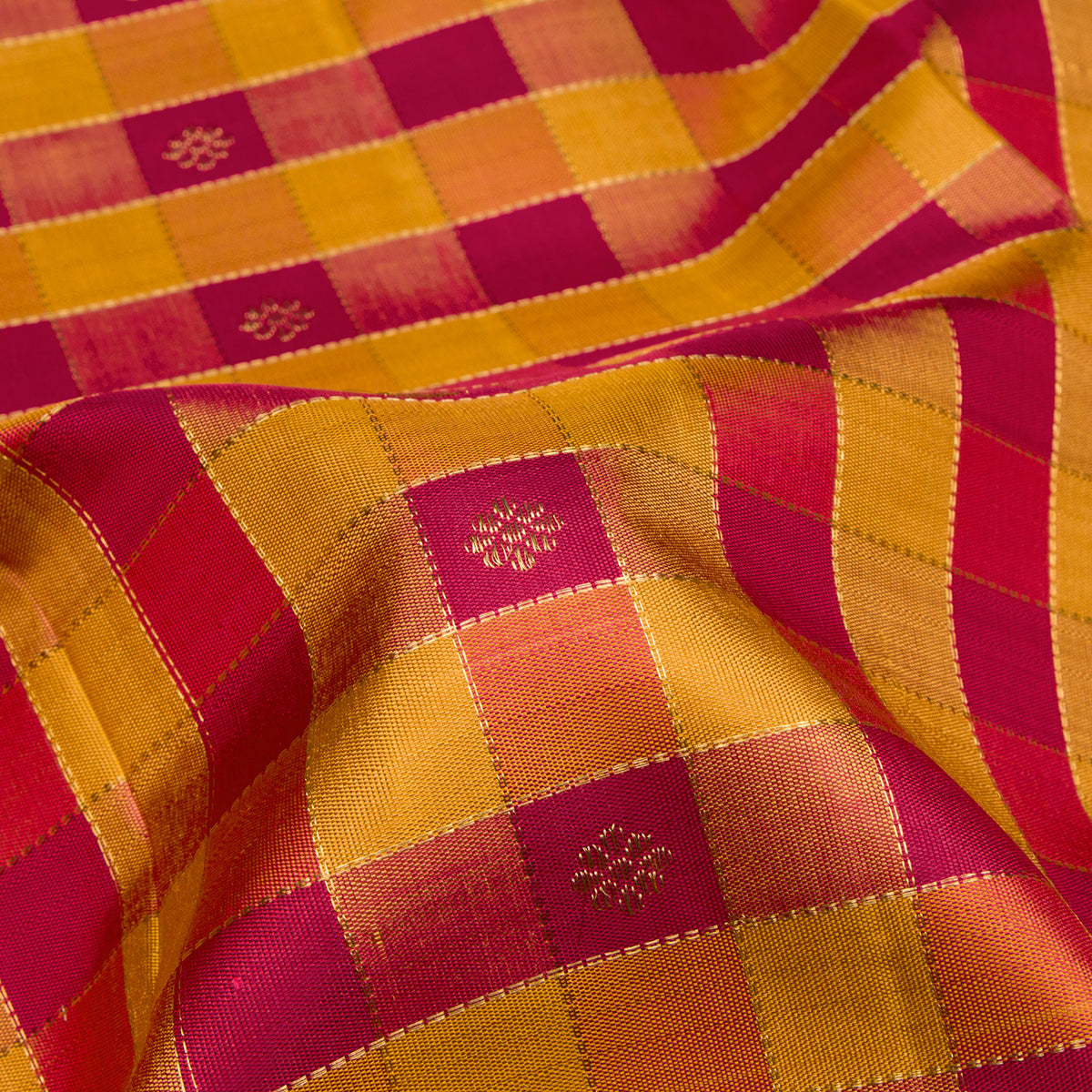 Kanakavalli Kanjivaram Silk Sari 26-595-HS001-04046