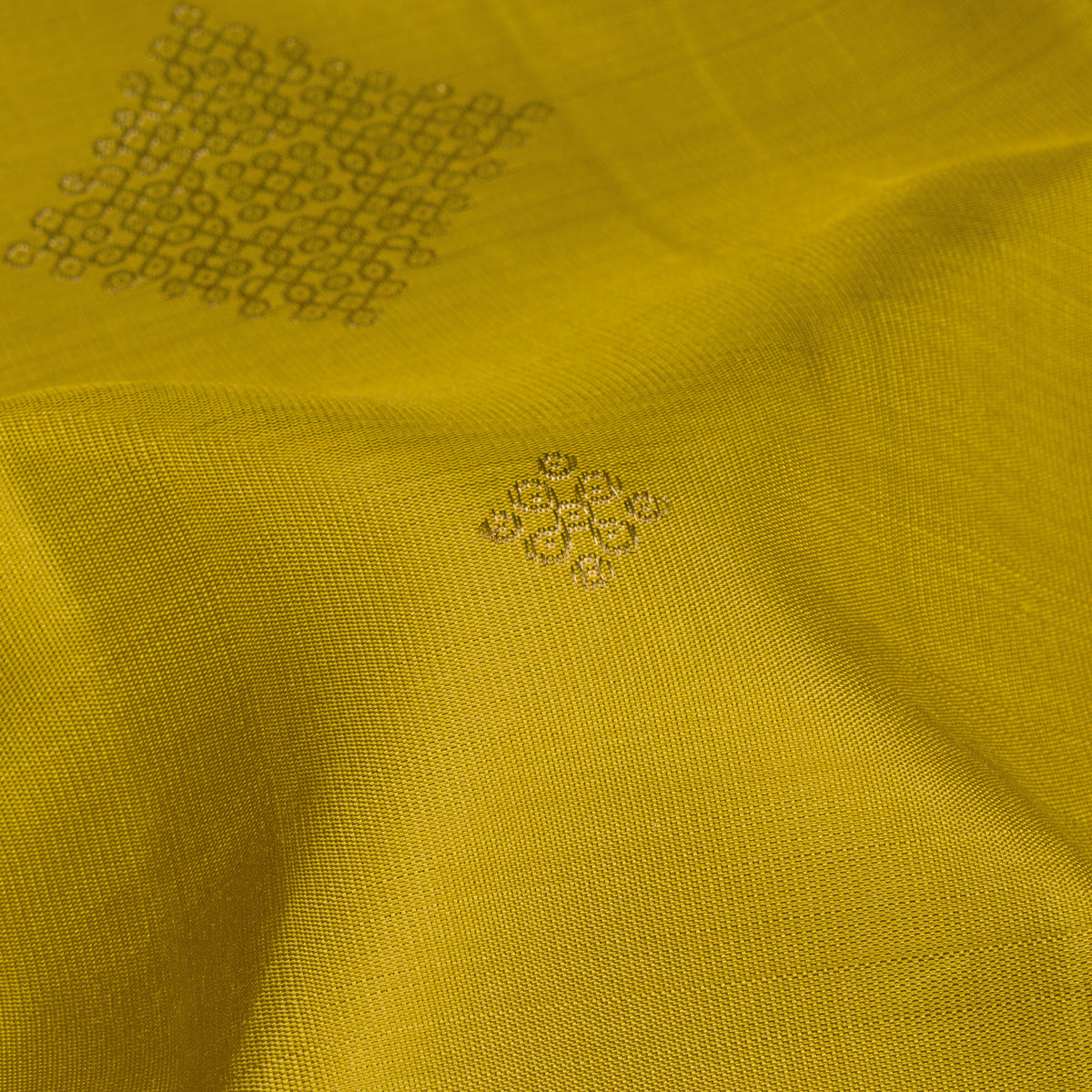 Kanakavalli Kanjivaram Silk Sari 26-595-HS001-04053 - Fabric View