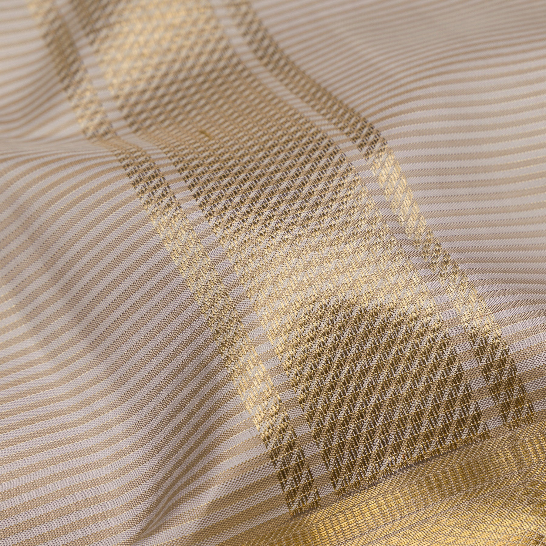Kanakavalli Kanjivaram Silk Angavastram CO-ORD 26-599-AF001-01250 - Detailed Fabric View