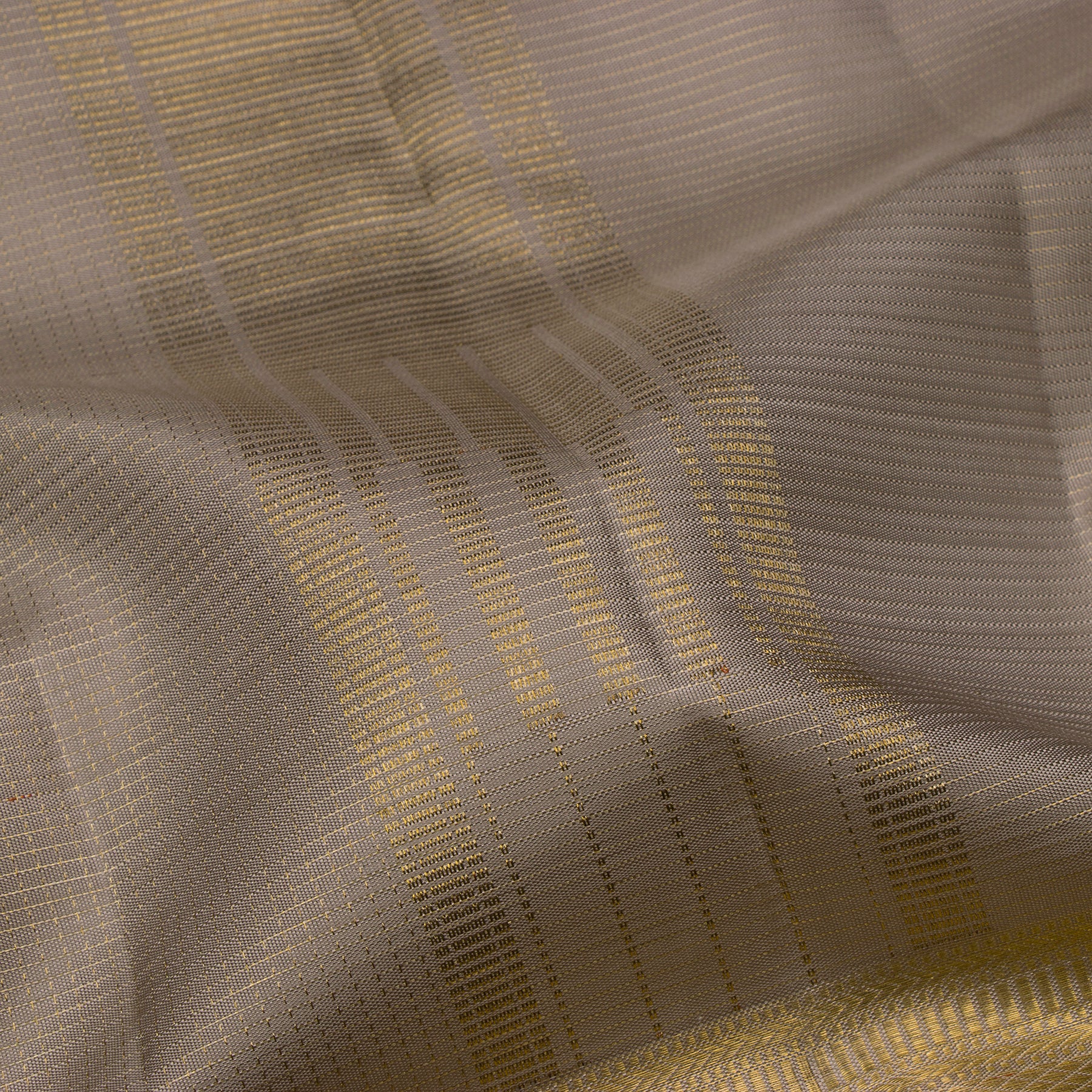 Kanakavalli Kanjivaram Silk Angavastram CO-ORD 26-599-AF001-01251 - Detailed Fabric View