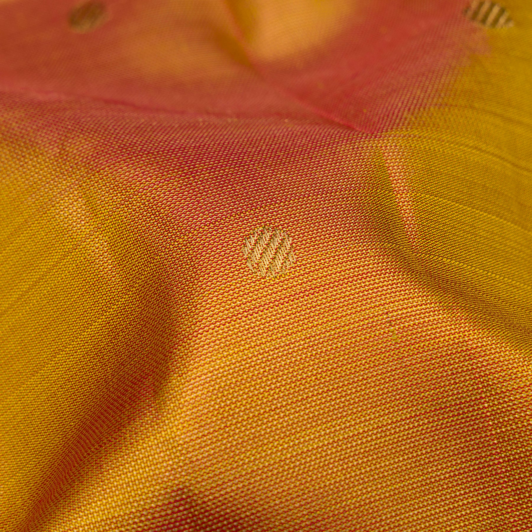 Kanakavalli Kattam - Vari Silk Blouse Length 26-599-HB001-01928 - Fabric View