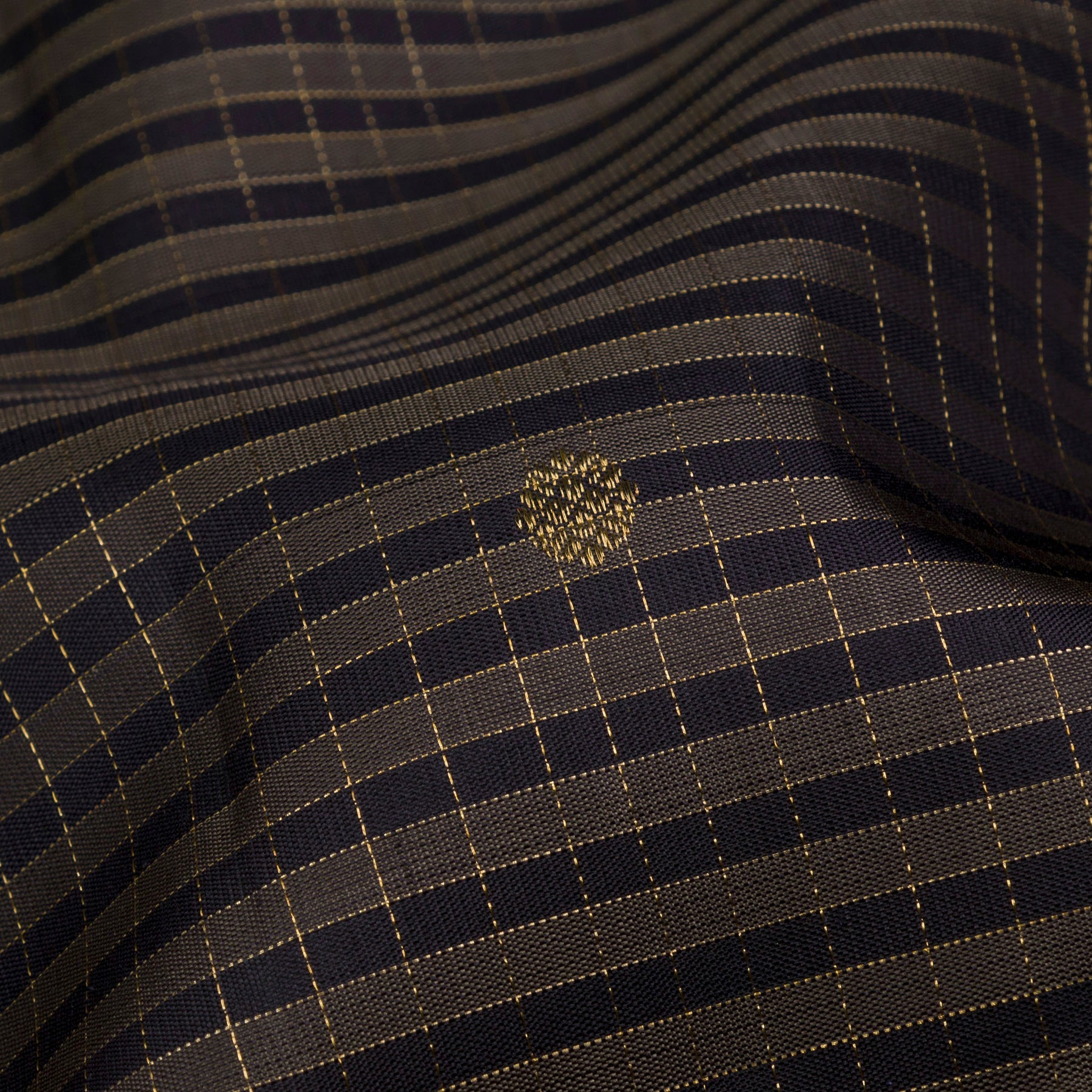 Kanakavalli Kanjivaram Silk Sari 26-599-HS001-01403 - Fabric View