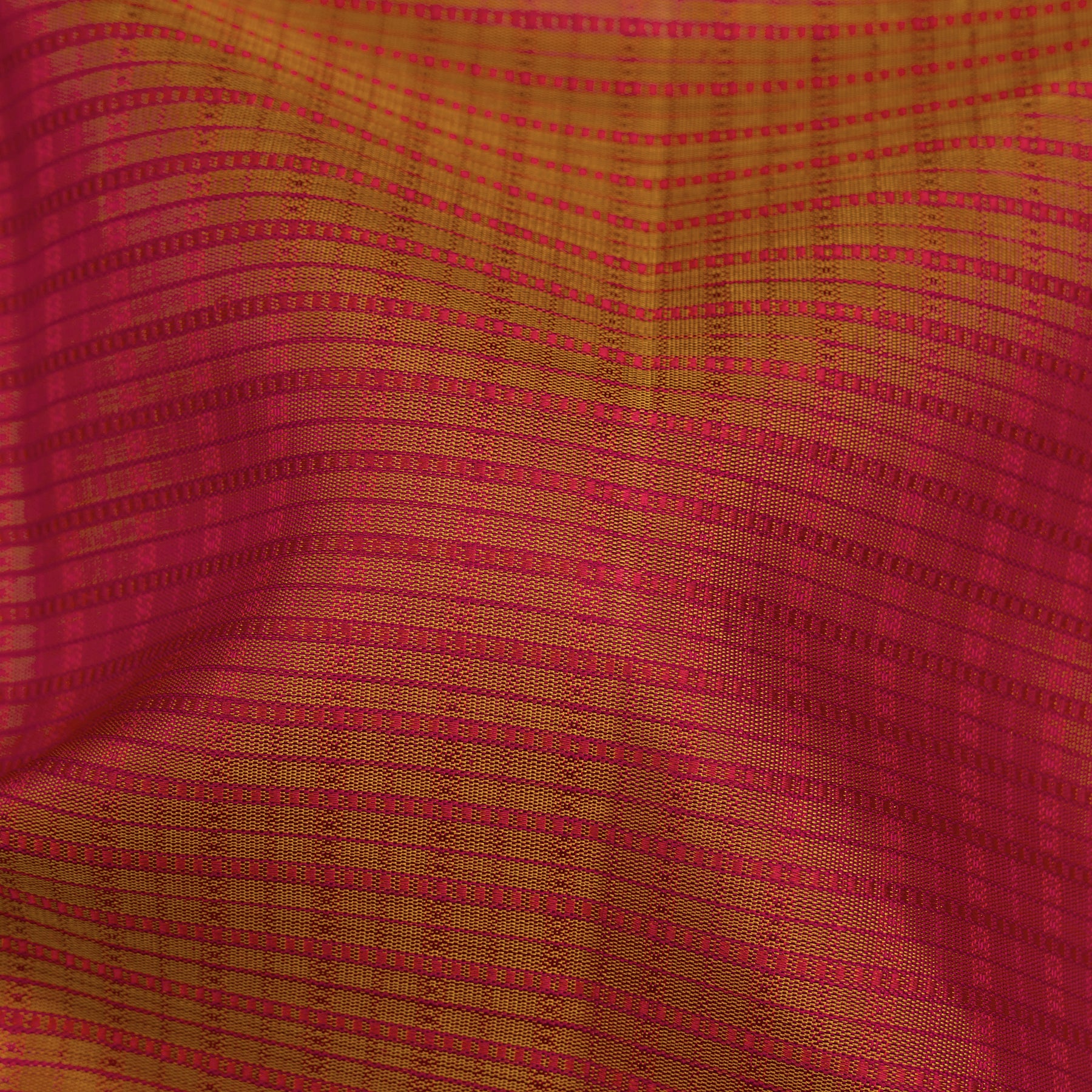 Kanakavalli Kanjivaram Silk Sari 26-599-HS001-01481 - Fabric View