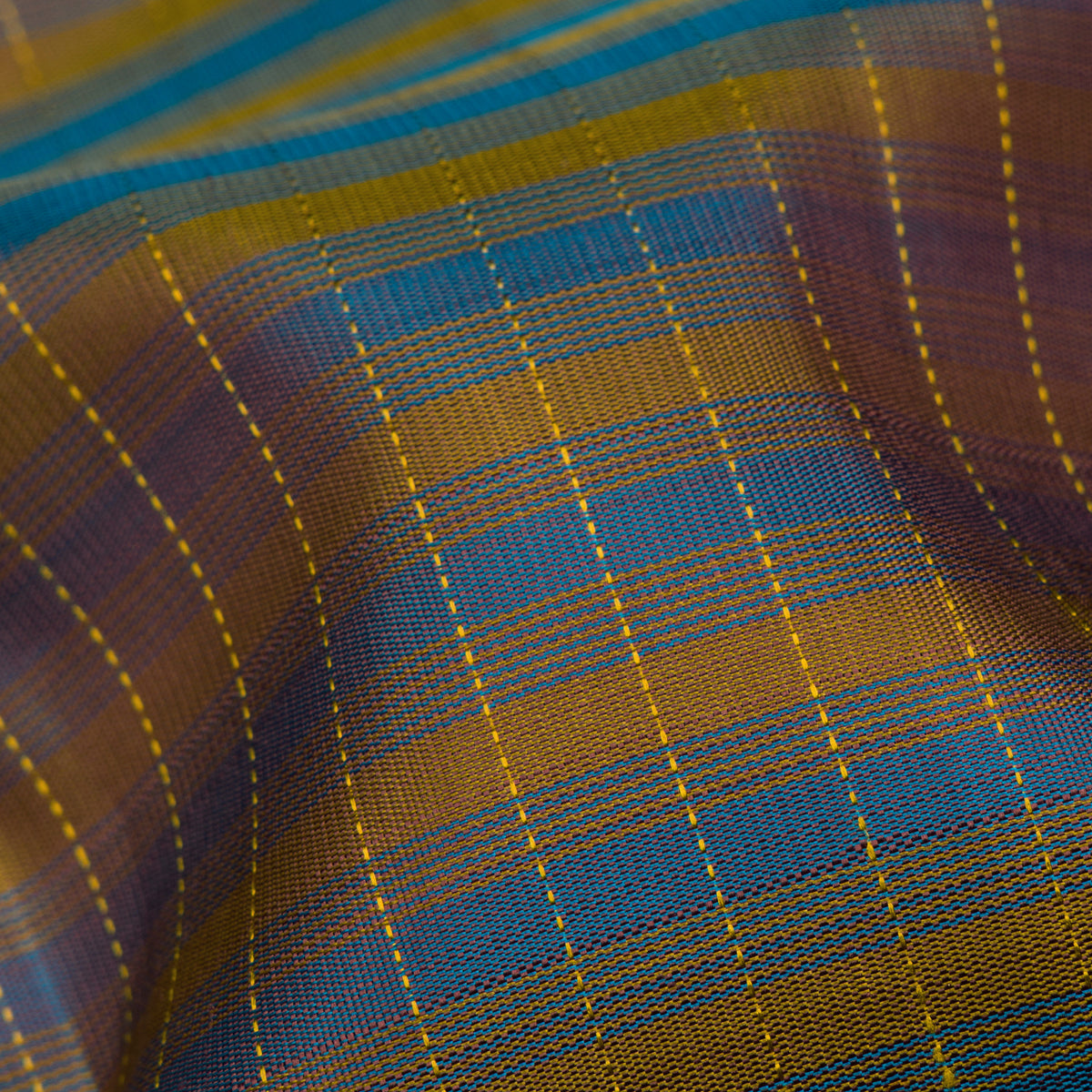 Kanakavalli Kanjivaram Silk Sari 26-599-HS001-01530 - Fabric View