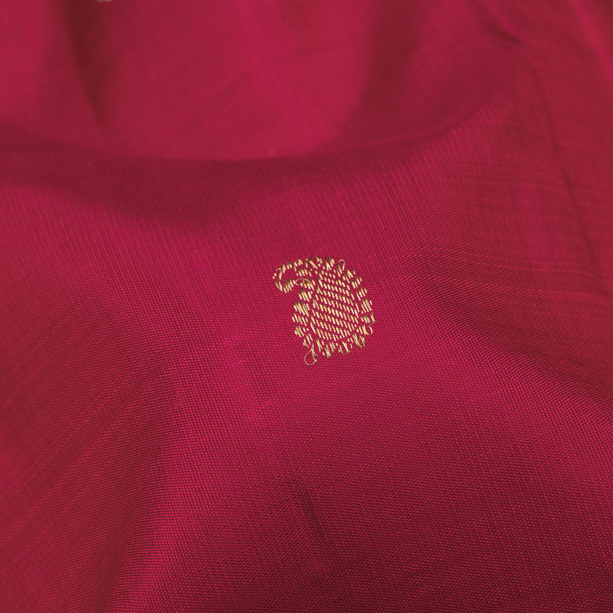 Kanakavalli Kanjivaram Silk Sari 26-599-HS001-02363 - Fabric View