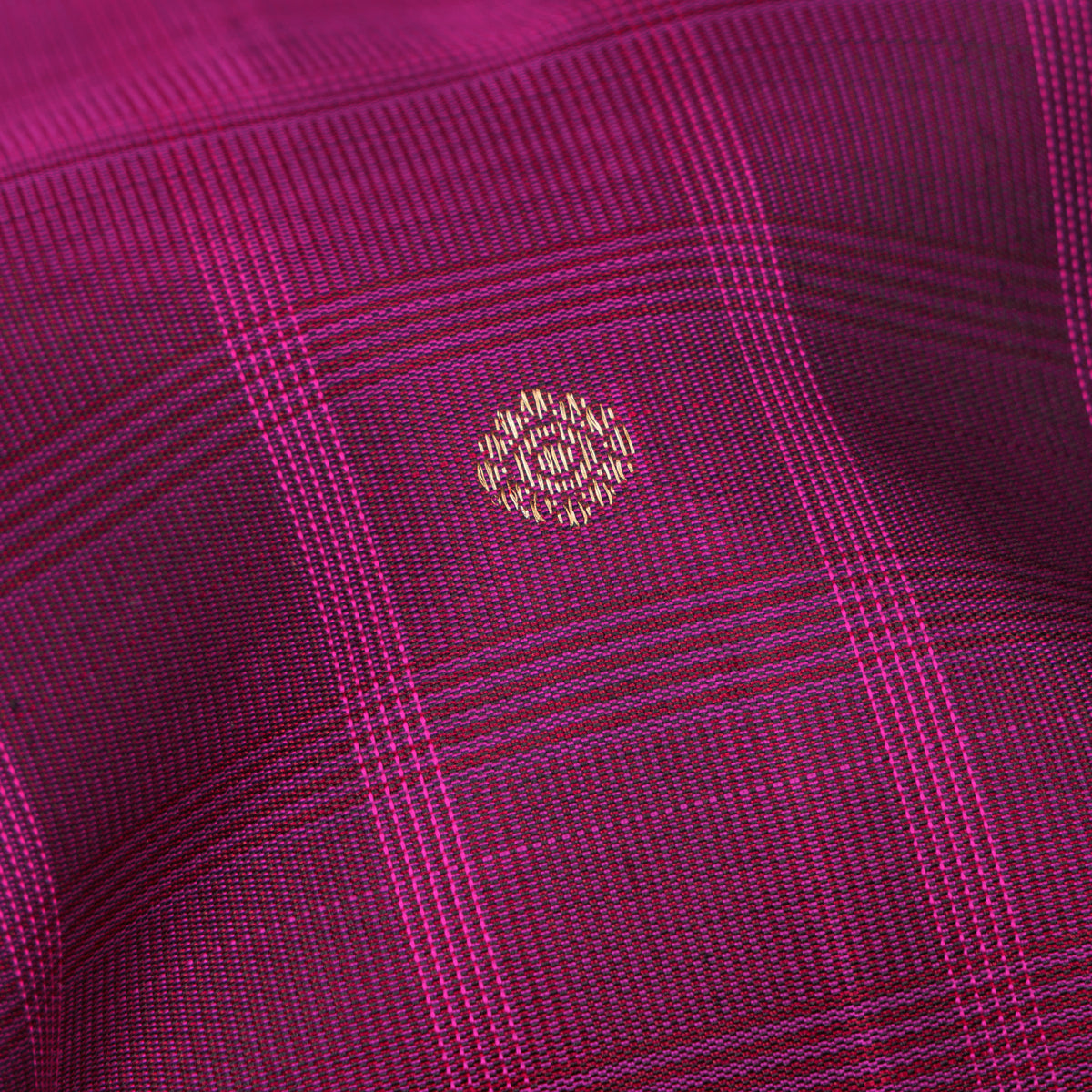 Kanakavalli Kanjivaram Silk Sari 26-599-HS001-02390 - Fabric View