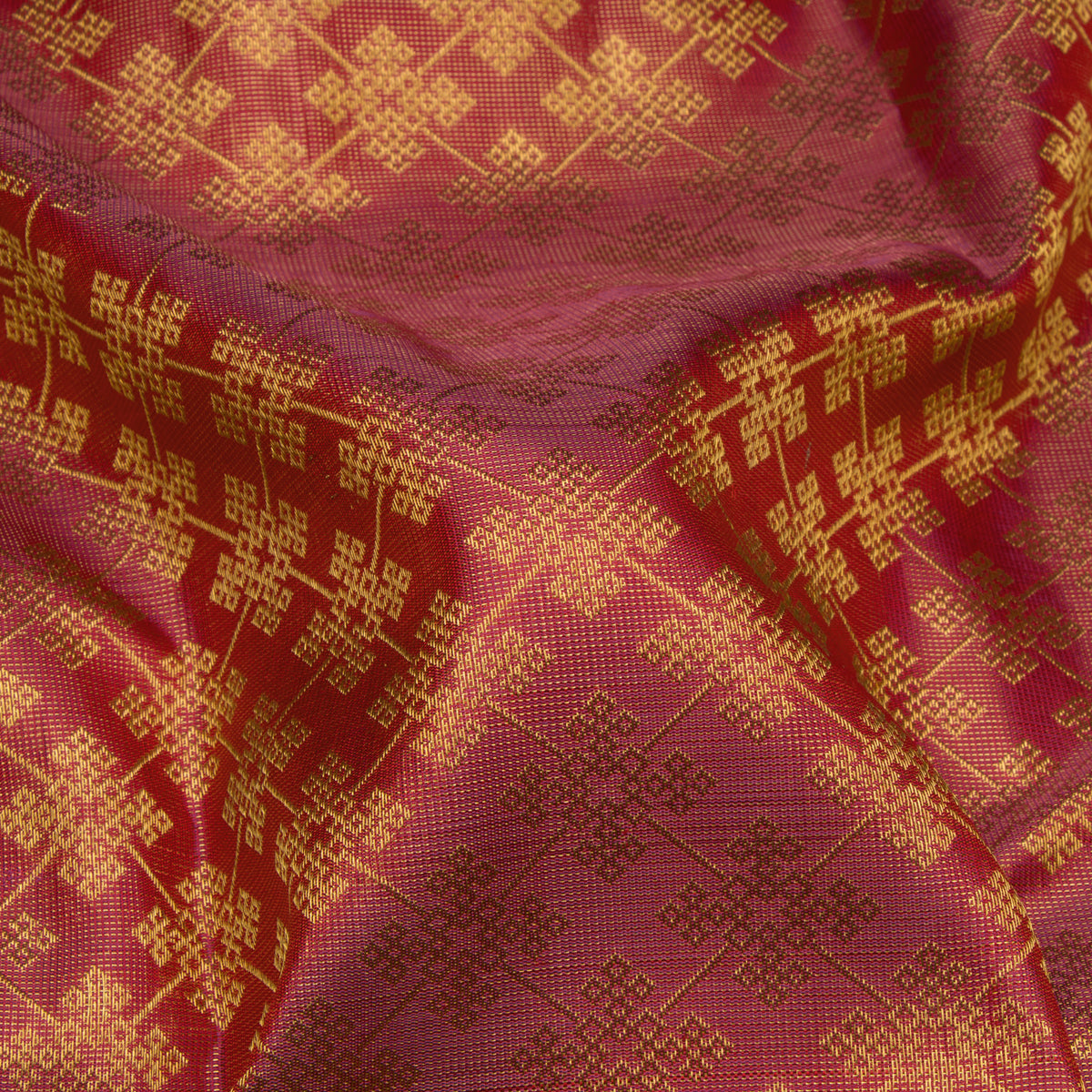 Kanakavalli Kanjivaram Silk Sari 26-599-HS001-03085 - Fabric View
