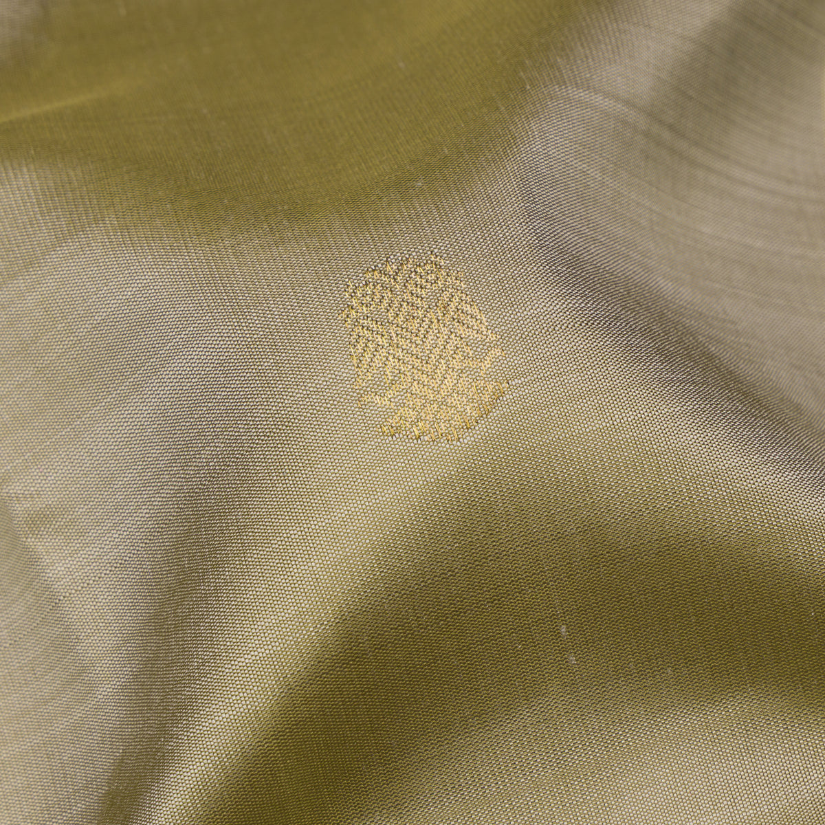 Kanakavalli Kanjivaram Silk Sari 26-599-HS001-04312 - Fabric View
