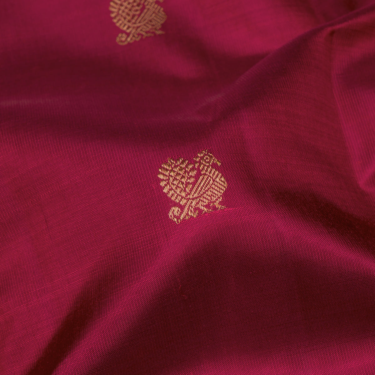 Kanakavalli Kanjivaram Silk Sari 26-599-HS001-04328 - Fabric View